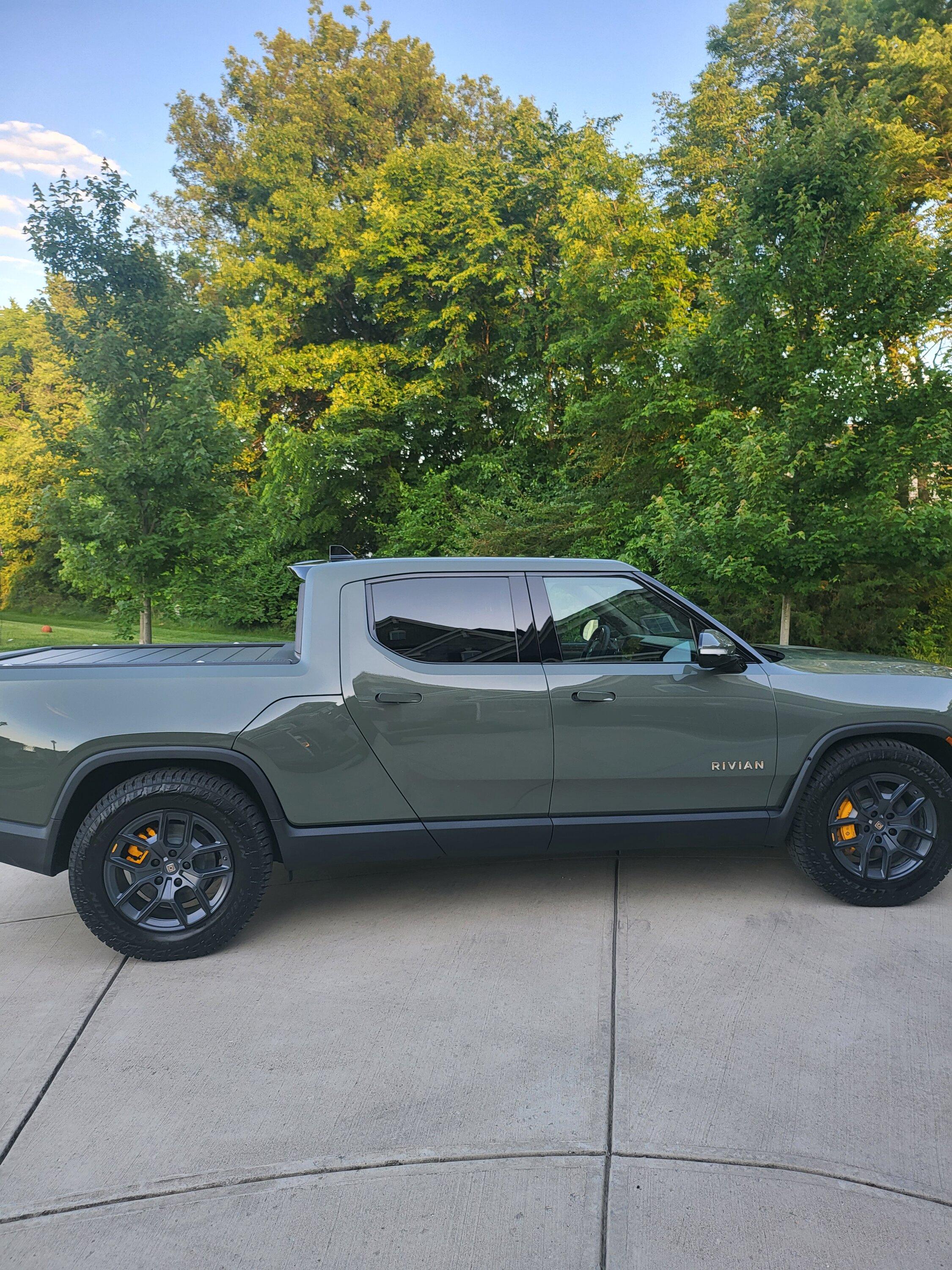 Rivian R1T R1S May/June Deliveries Thread 20220603_202850