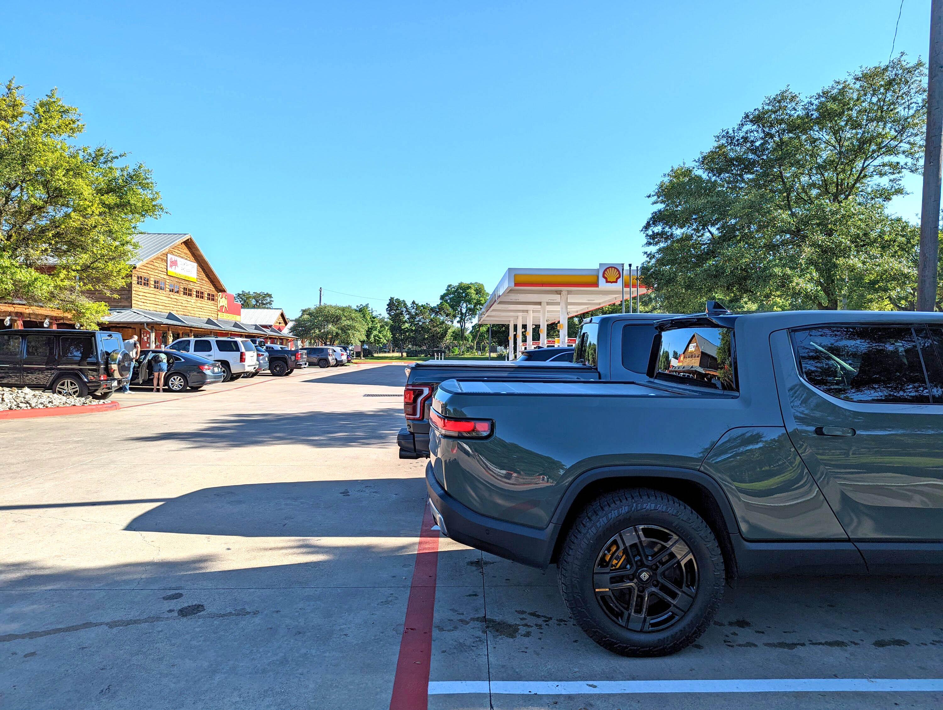 Rivian R1T R1S Rivian R1T vs. Ford Raptor comparison side by side PXL_20220604_230108451