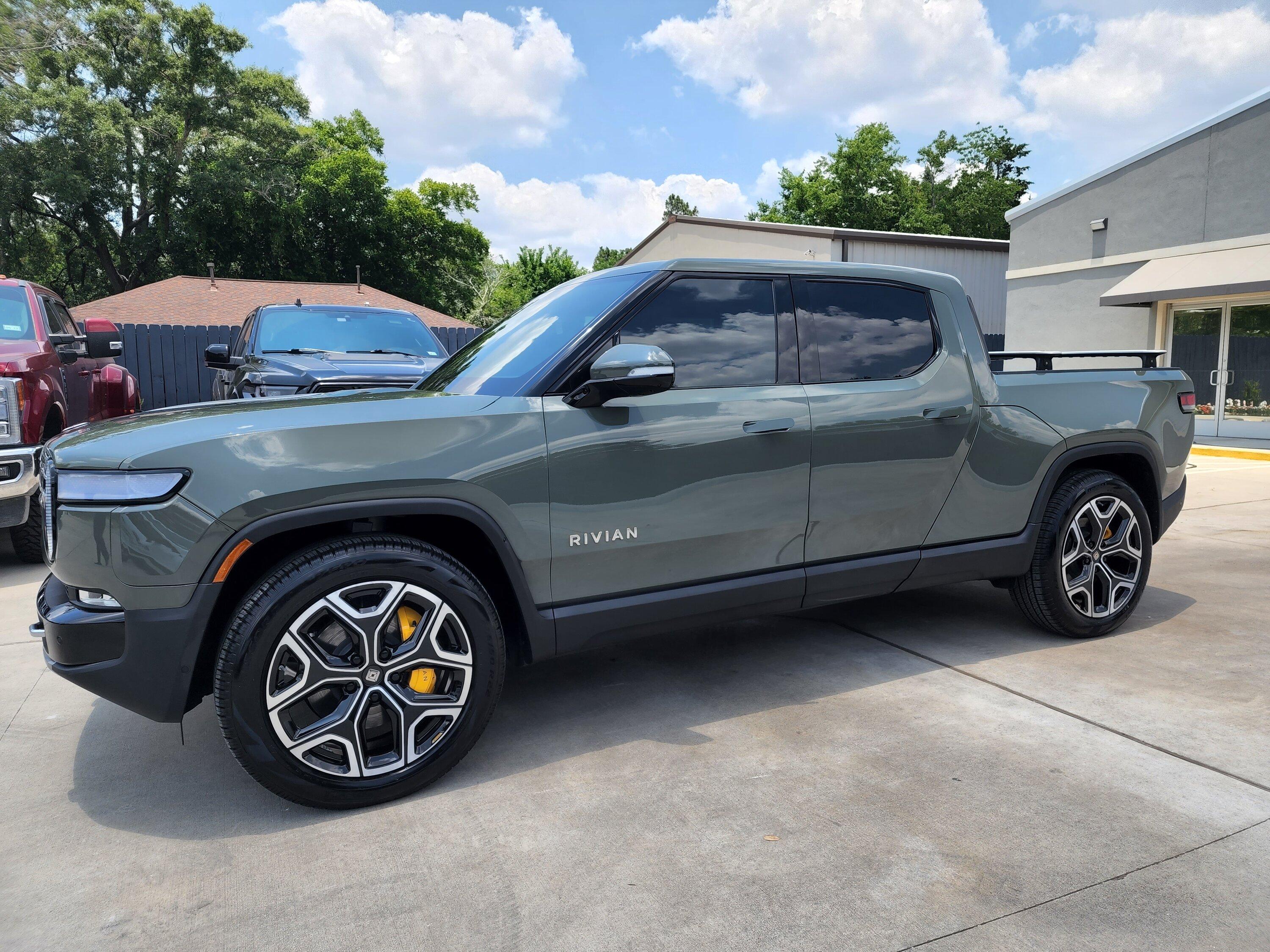 Rivian R1T R1S Getting Ceramic Paint Coating and Window Tinting 20220609_132003