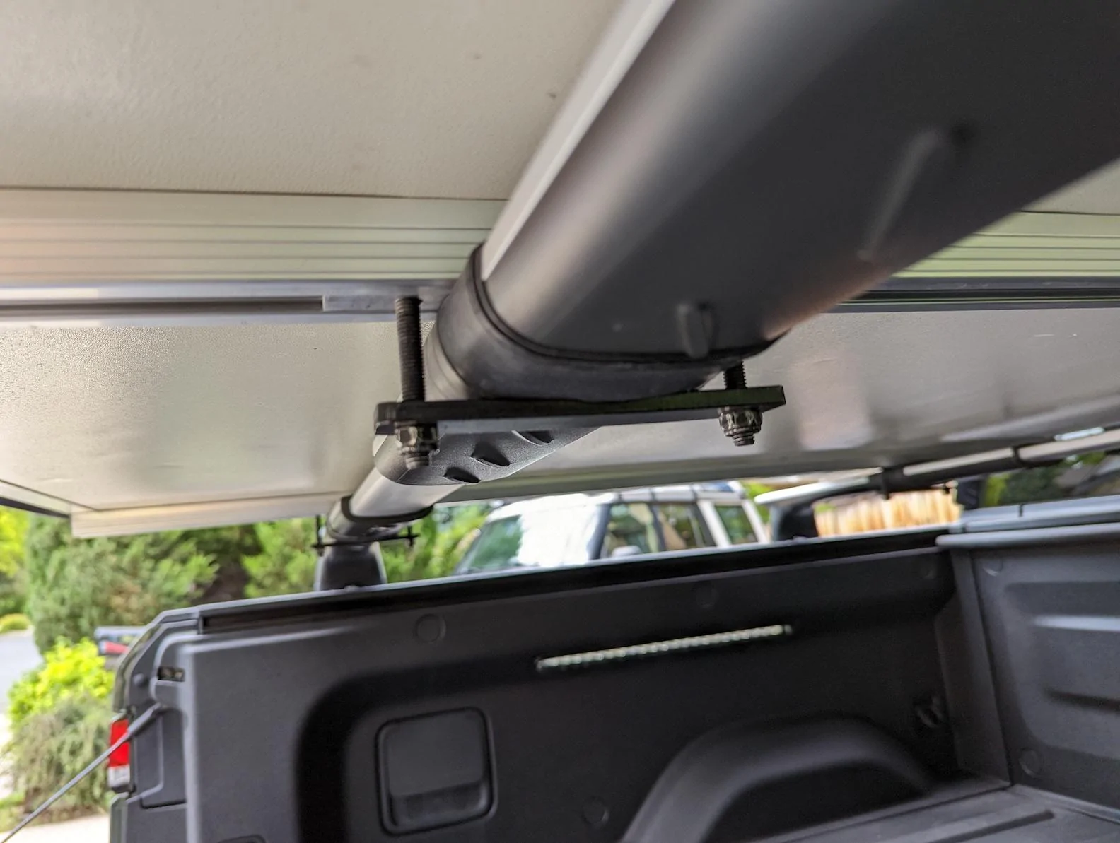 Rivian R1T R1S Non-Rivian rooftop tents PXL_20220609_185251345