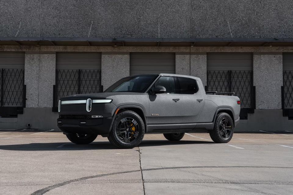 Rivian R1T R1S El CAP GRANITE Rivian Photos 6F5E05CD-74E3-4A07-AC07-17863298C523