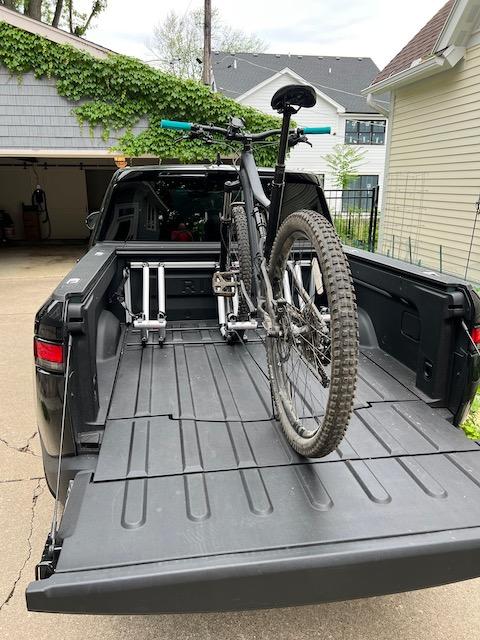Rivian R1T R1S MTB Tailgate Pad IMG_0989