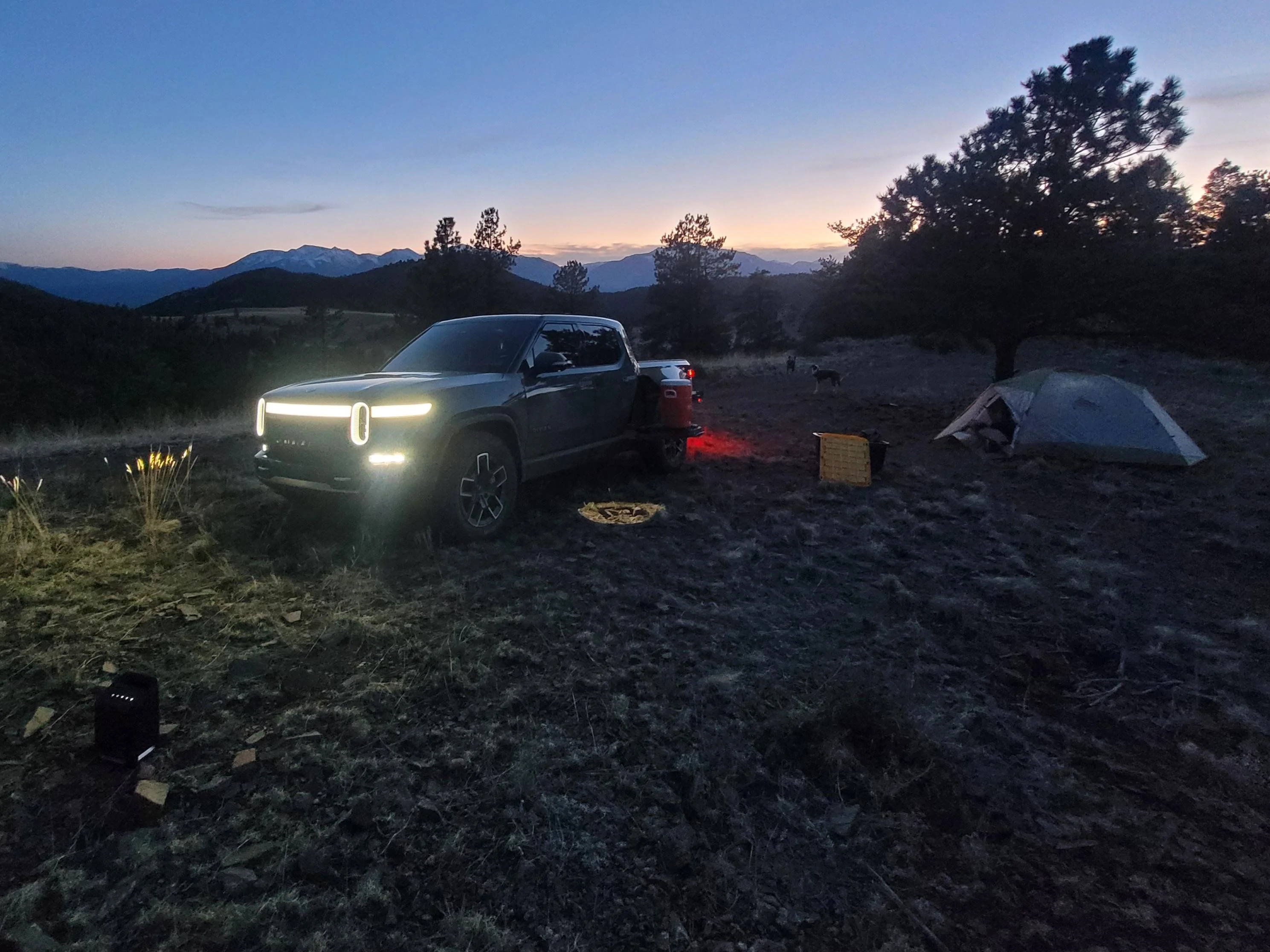 Rivian R1T R1S My thoughts, two weeks into R1T ownership... 20220527_204217