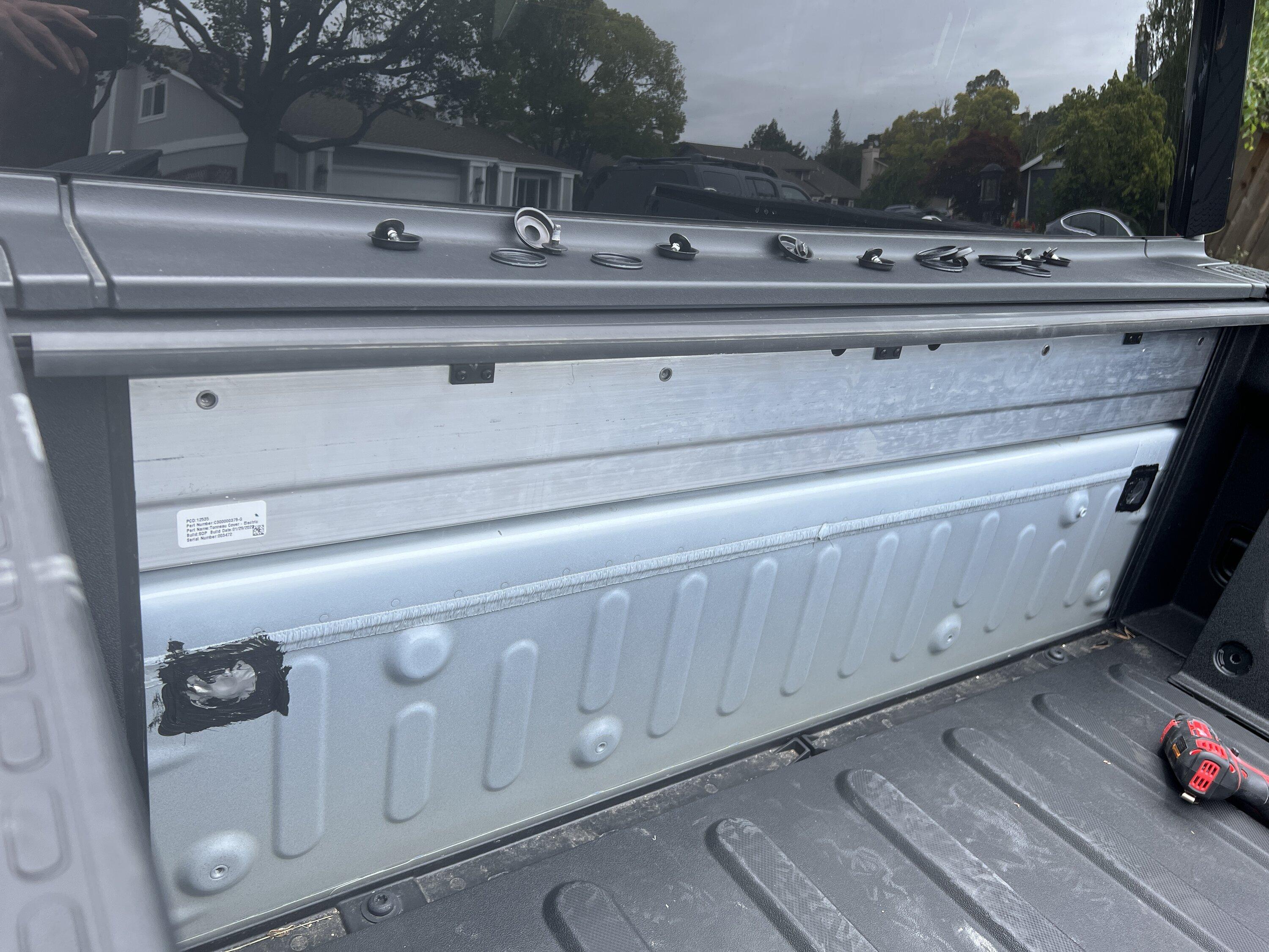 Rivian R1T R1S Bed Rails B6ACCDE9-E273-4AF8-8261-A4AFA59E2ABB