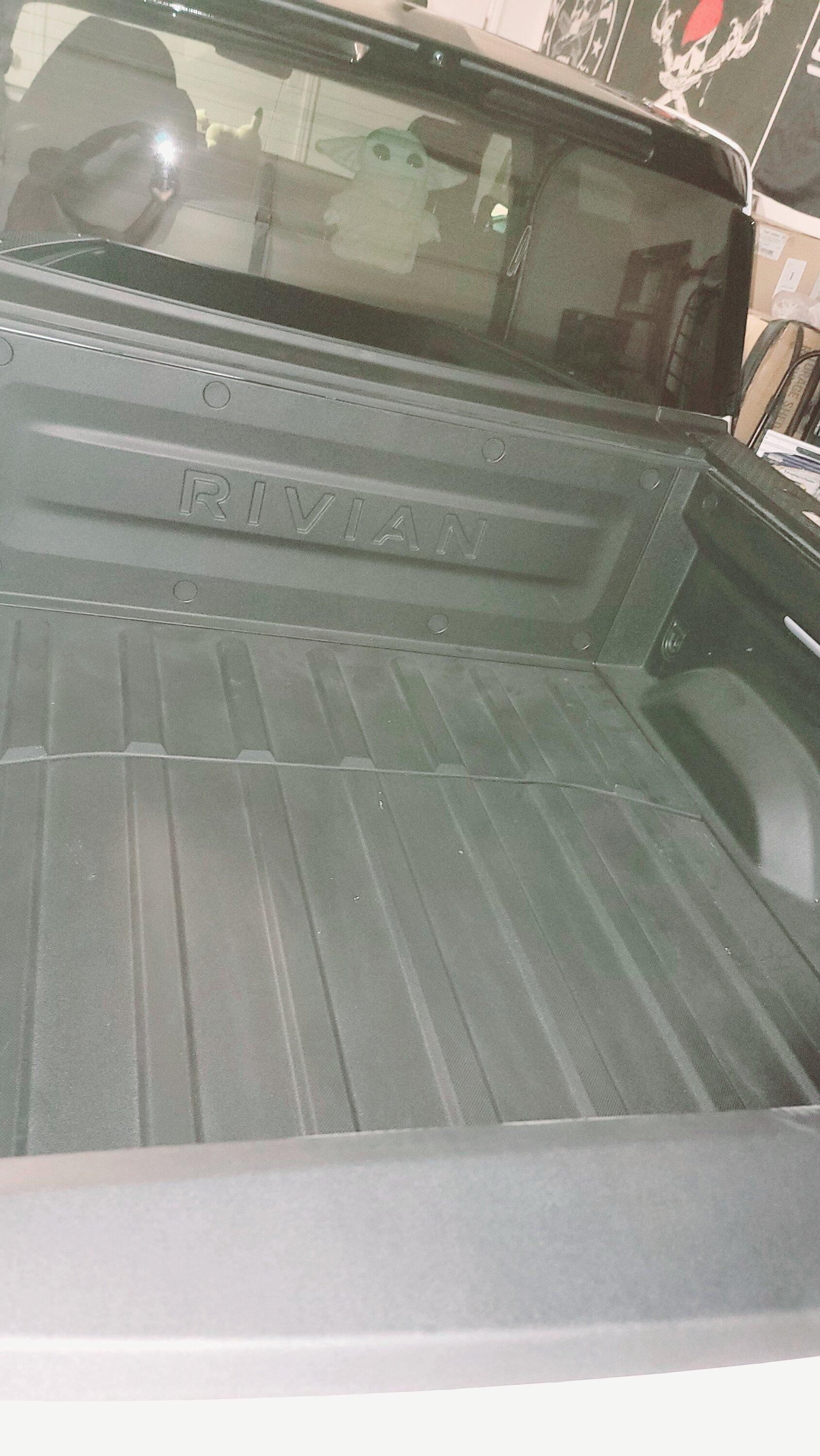 Rivian R1T R1S R1 issues for new owners 20220613_083356