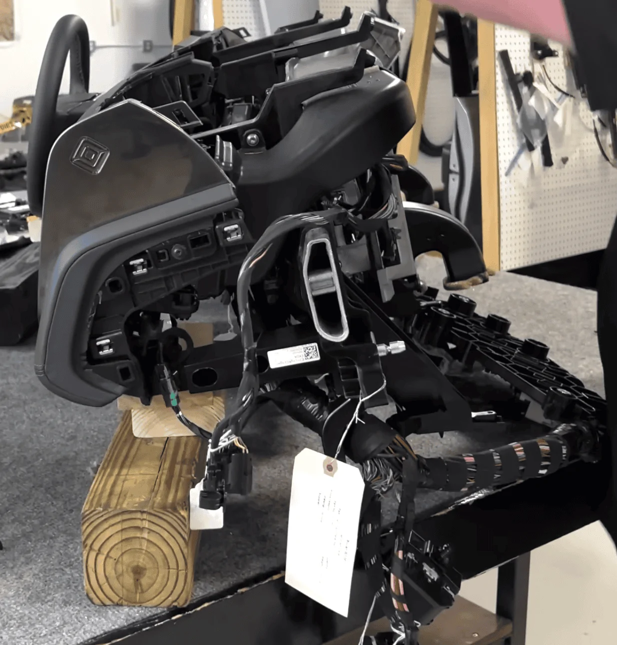 Rivian R1T R1S R1 Teardown 1655137402639
