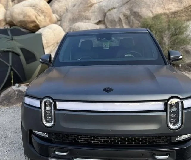 Rivian R1T R1S Badge appreciation thread 6BCBEE4D-2E0A-4FD7-86C0-7C03422F7930