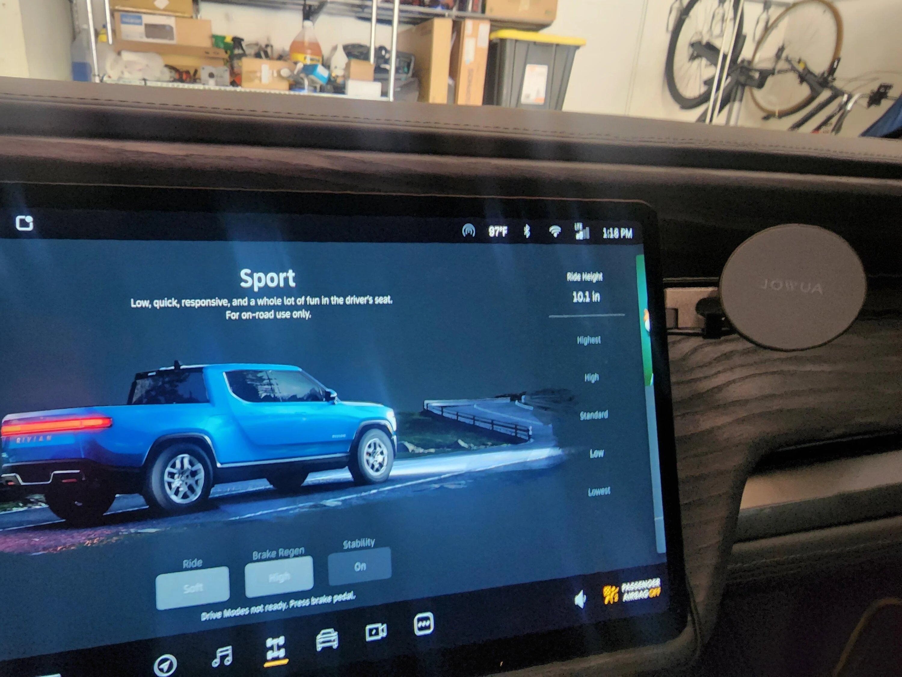 Rivian R1T R1S Mounting a cell phone.  Has anyone done it? 20220614_131821