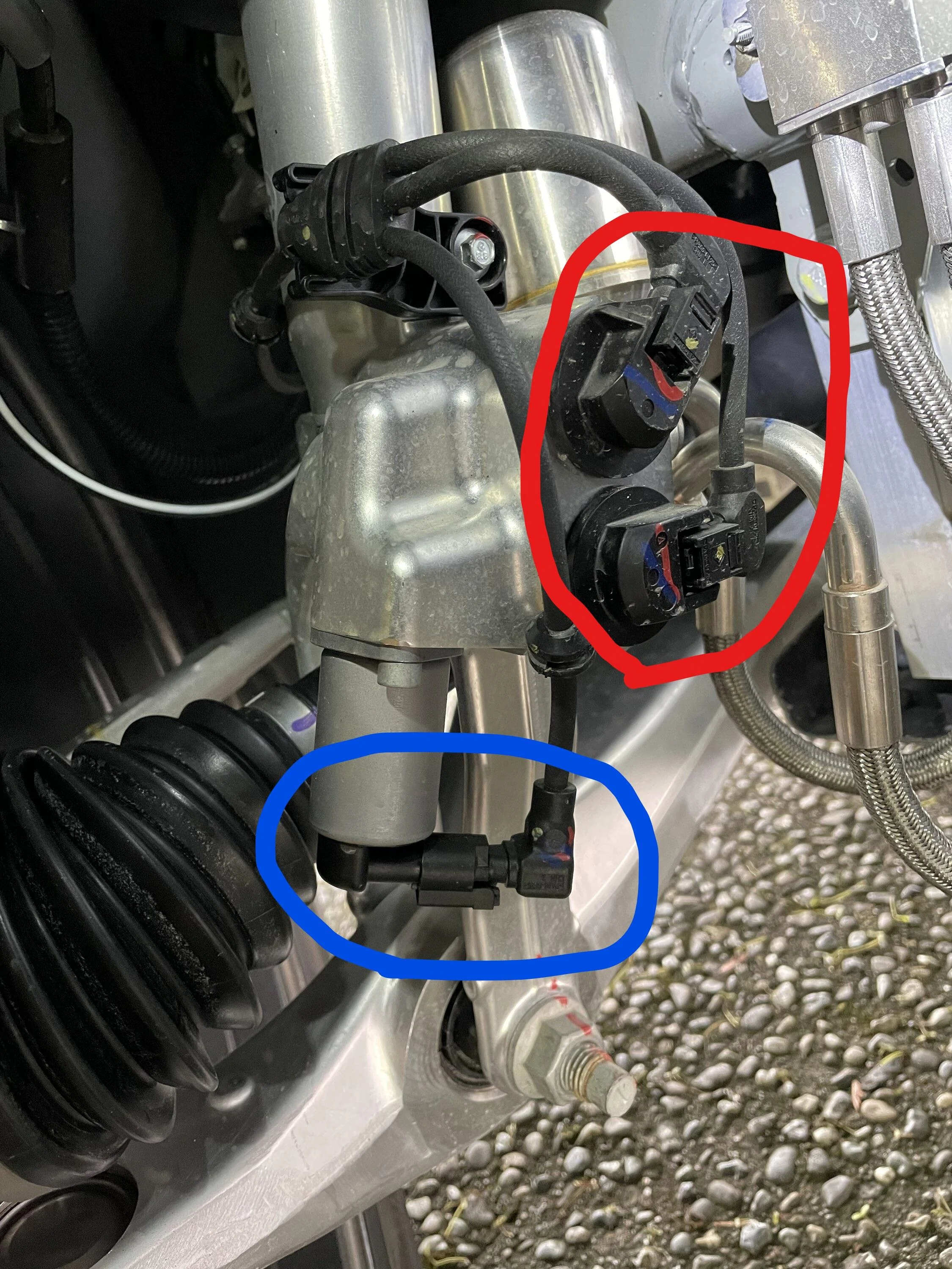Rivian R1T R1S Well that didn't last long ? InkedRivian shock fitting