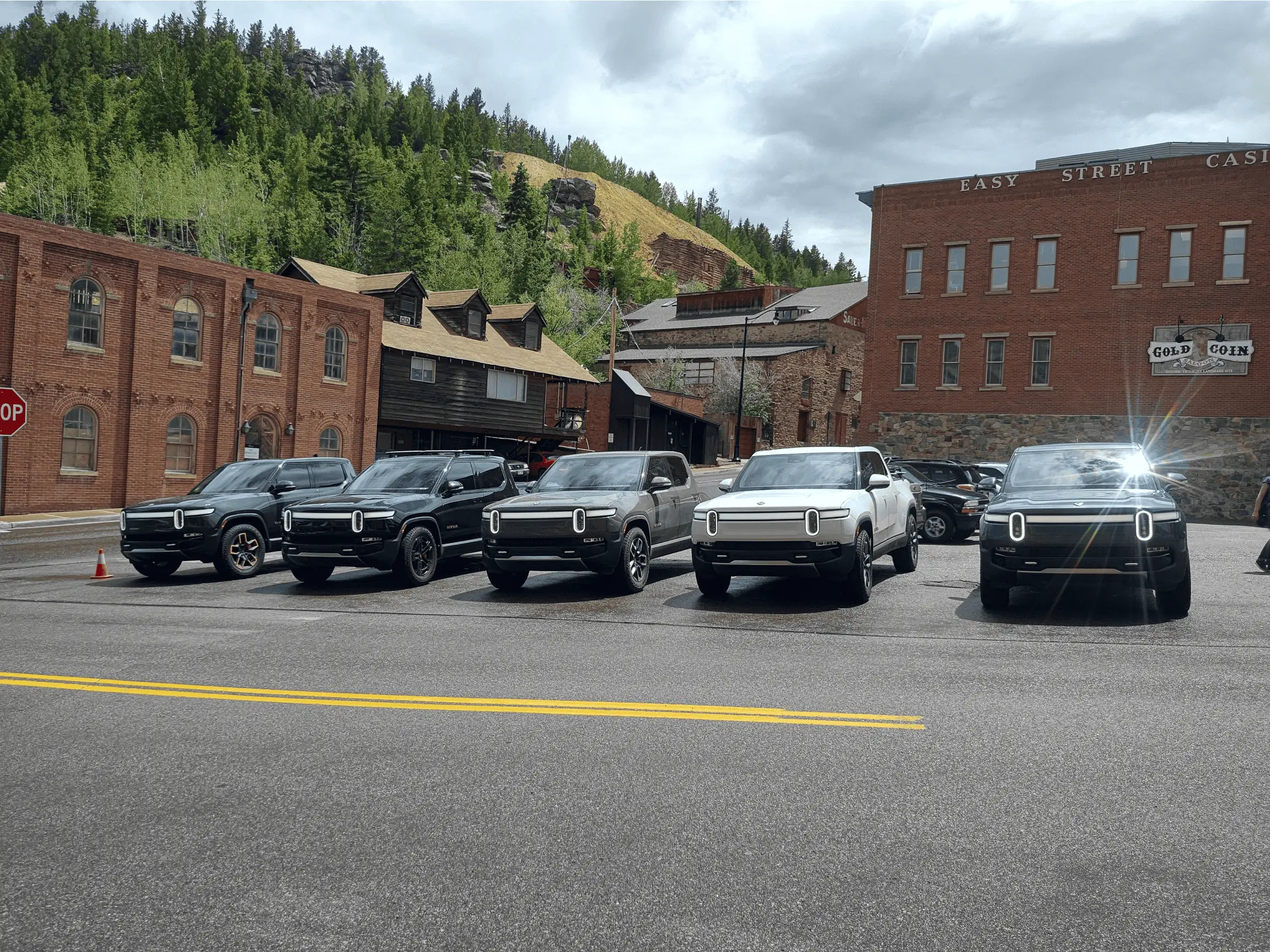 Rivian R1T R1S 5 R1T’s 4 Wheeling Trip Report, Yankee Hill, Colorado, June 19, 2022 1655761440892