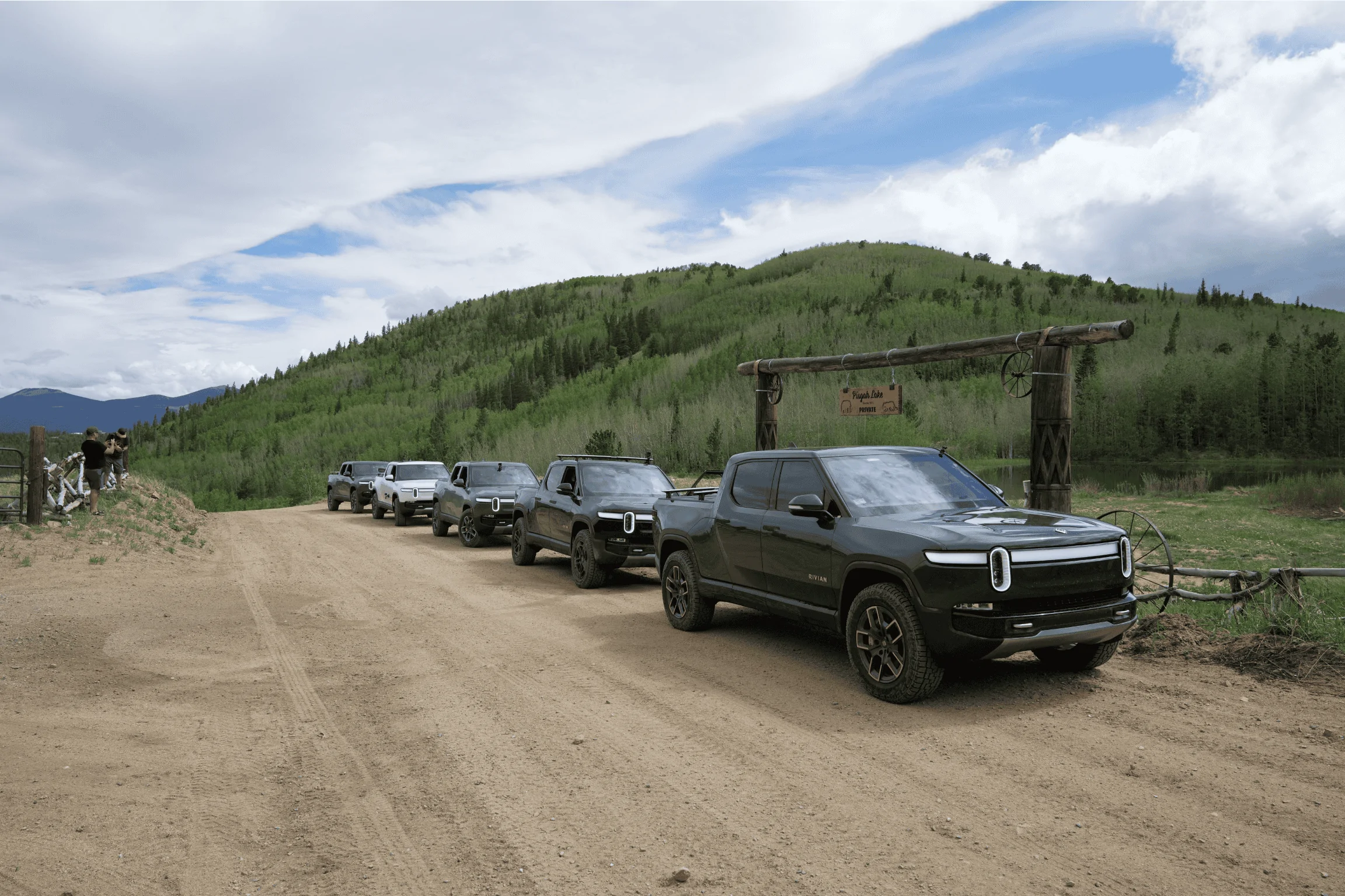 Rivian R1T R1S 5 R1T’s 4 Wheeling Trip Report, Yankee Hill, Colorado, June 19, 2022 1655761572639
