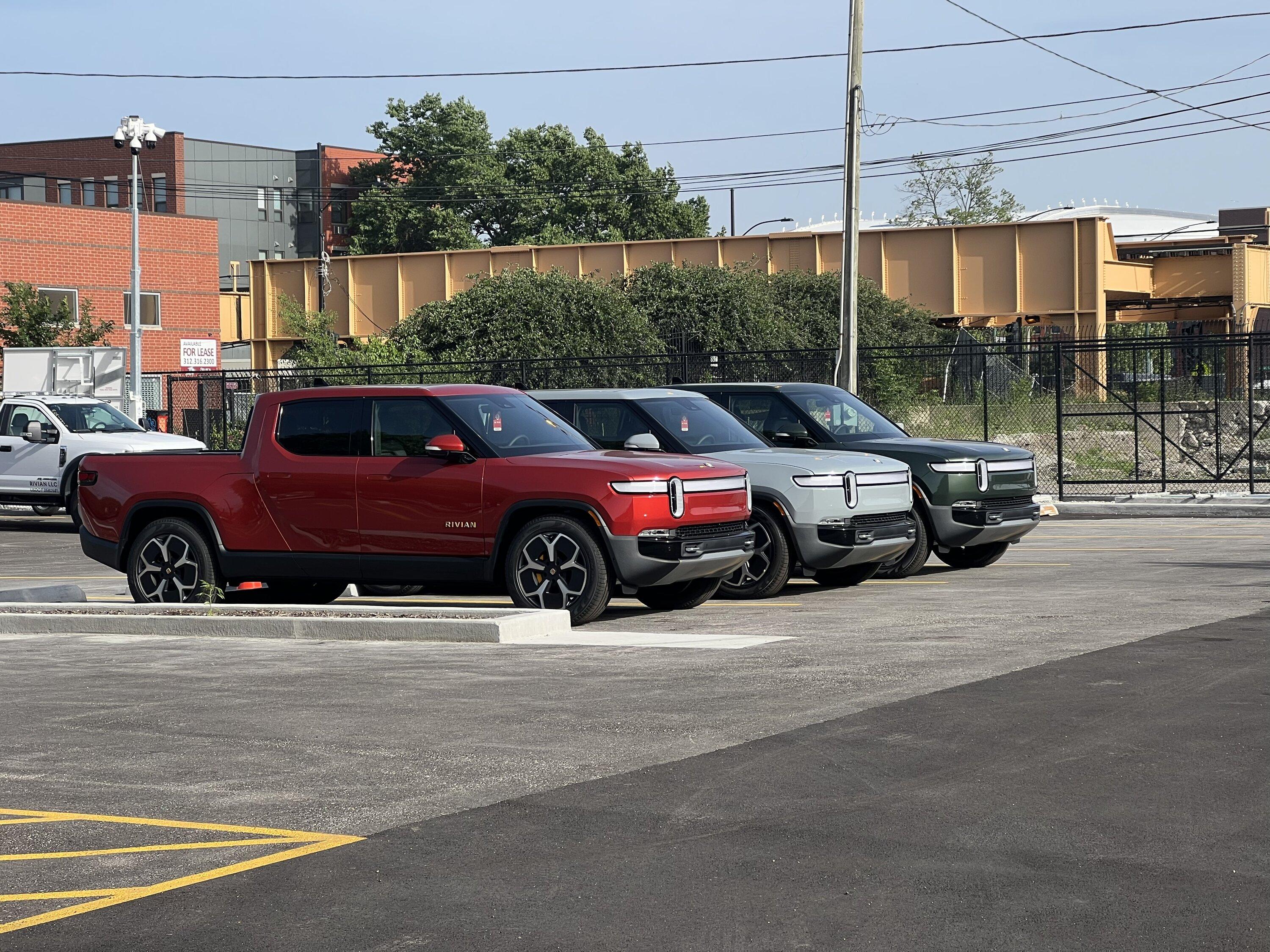Rivian R1T R1S Rivian Service Centers / Retail Locations List / Other Facilities (Pics & Updates) ACD7AB2E-5D62-4970-BF29-F4AD2A2901AA