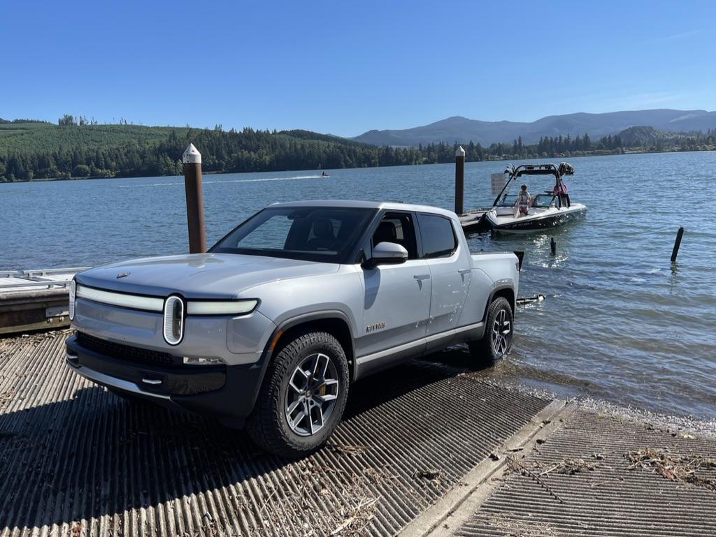 Rivian R1T R1S Towing trip report from Austin to San Antonio Texas D8D6CF65-DE16-4C9B-BD42-A481BCBC93EF_1_105_c