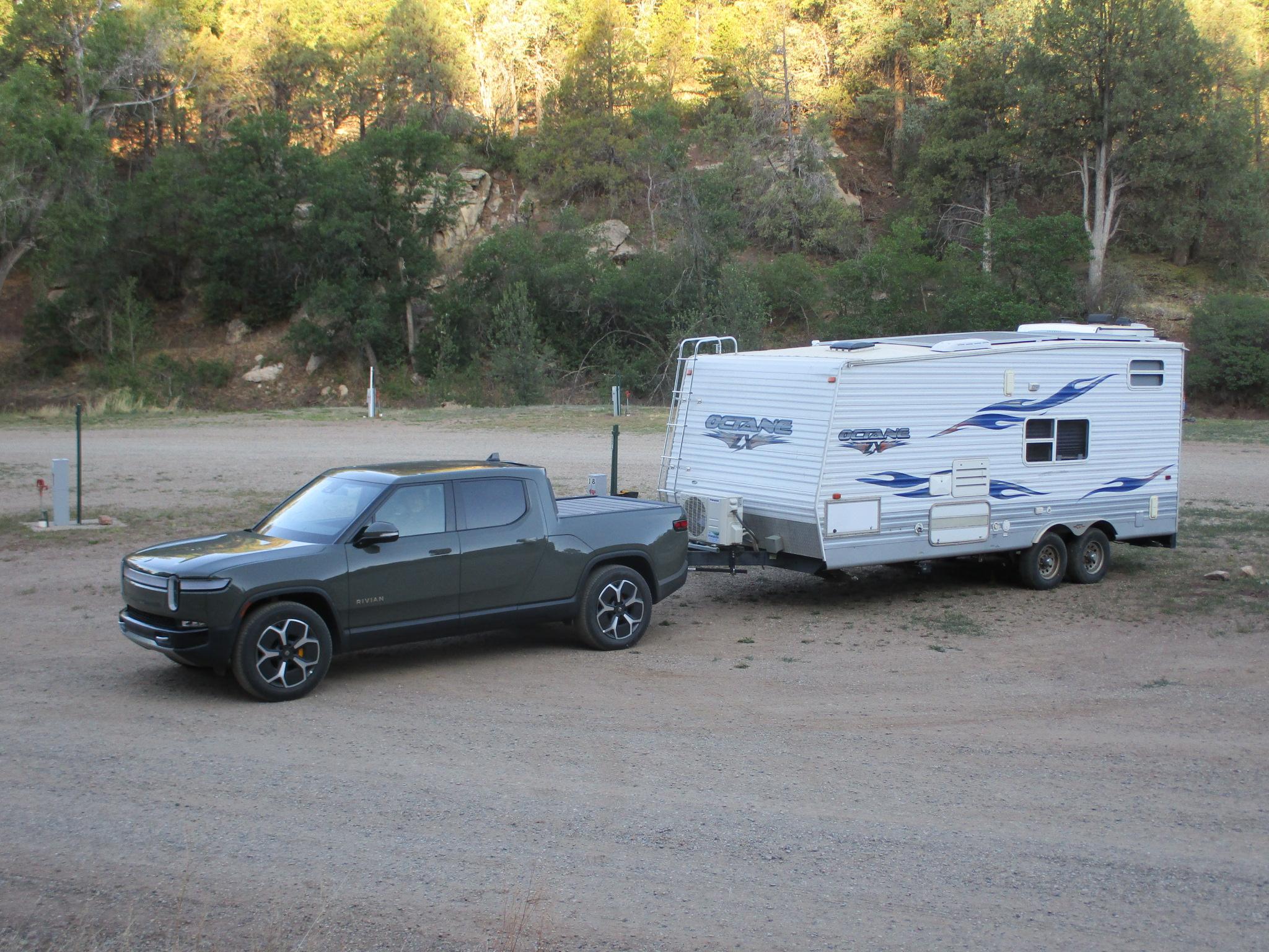 Rivian R1T R1S Towing + Efficiency: Please post your experience! IMG_6270.JPG