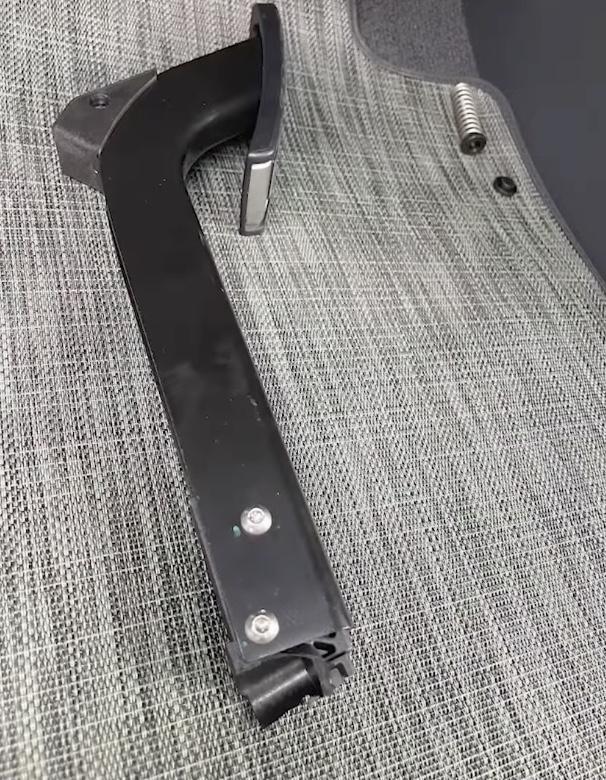 Rivian R1T R1S MY ACCELERATOR PEDAL BROKE OFF (in Rivian R1T)!! Rivian Accelerator Pedal Broken Issue
