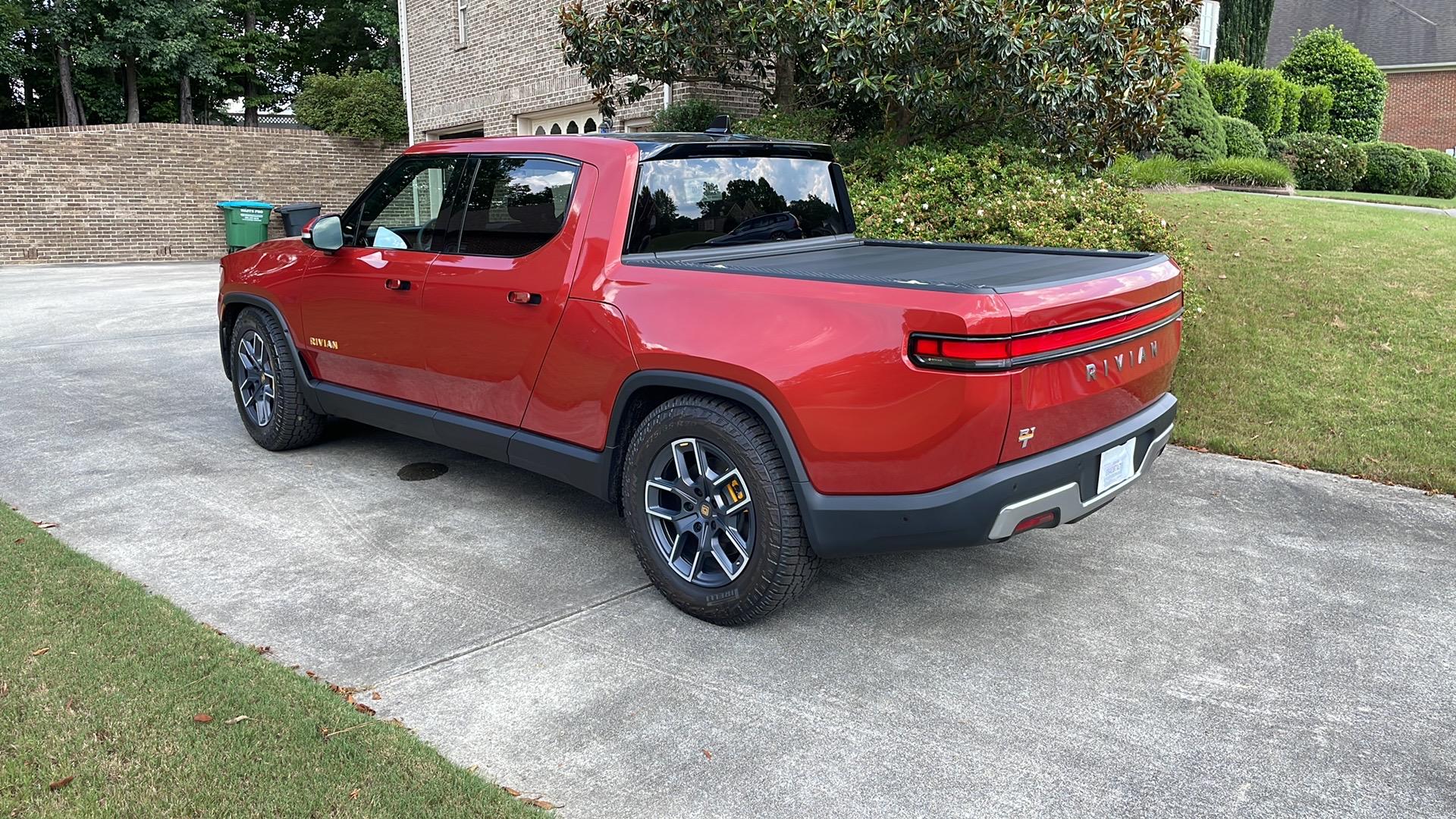 Rivian R1T R1S RED CANYON Rivian Photos 4FFE376E-2D25-4B83-A864-6B8D47D21B7E