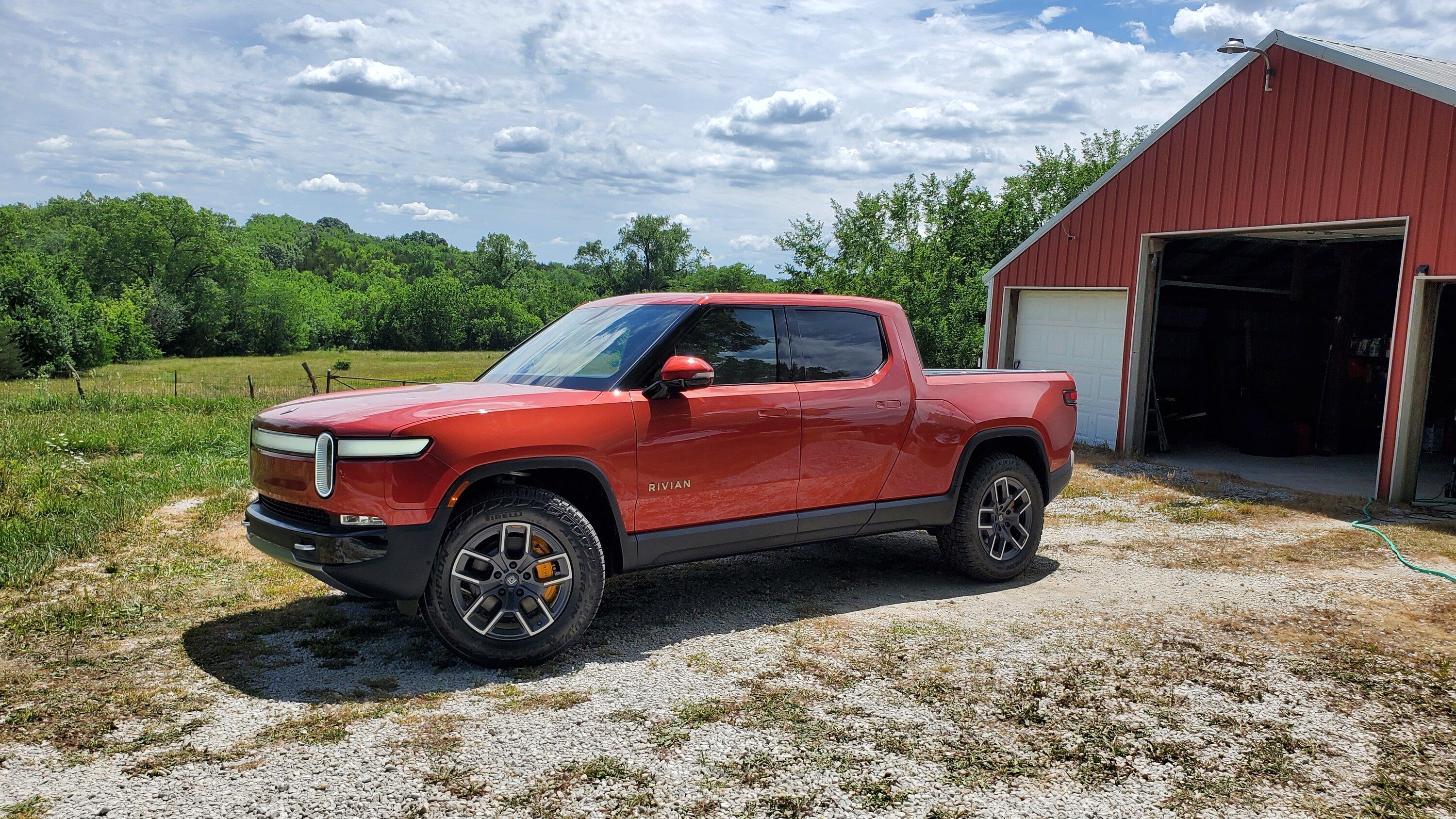 Rivian R1T R1S Iowa anyone? Rivian R1T