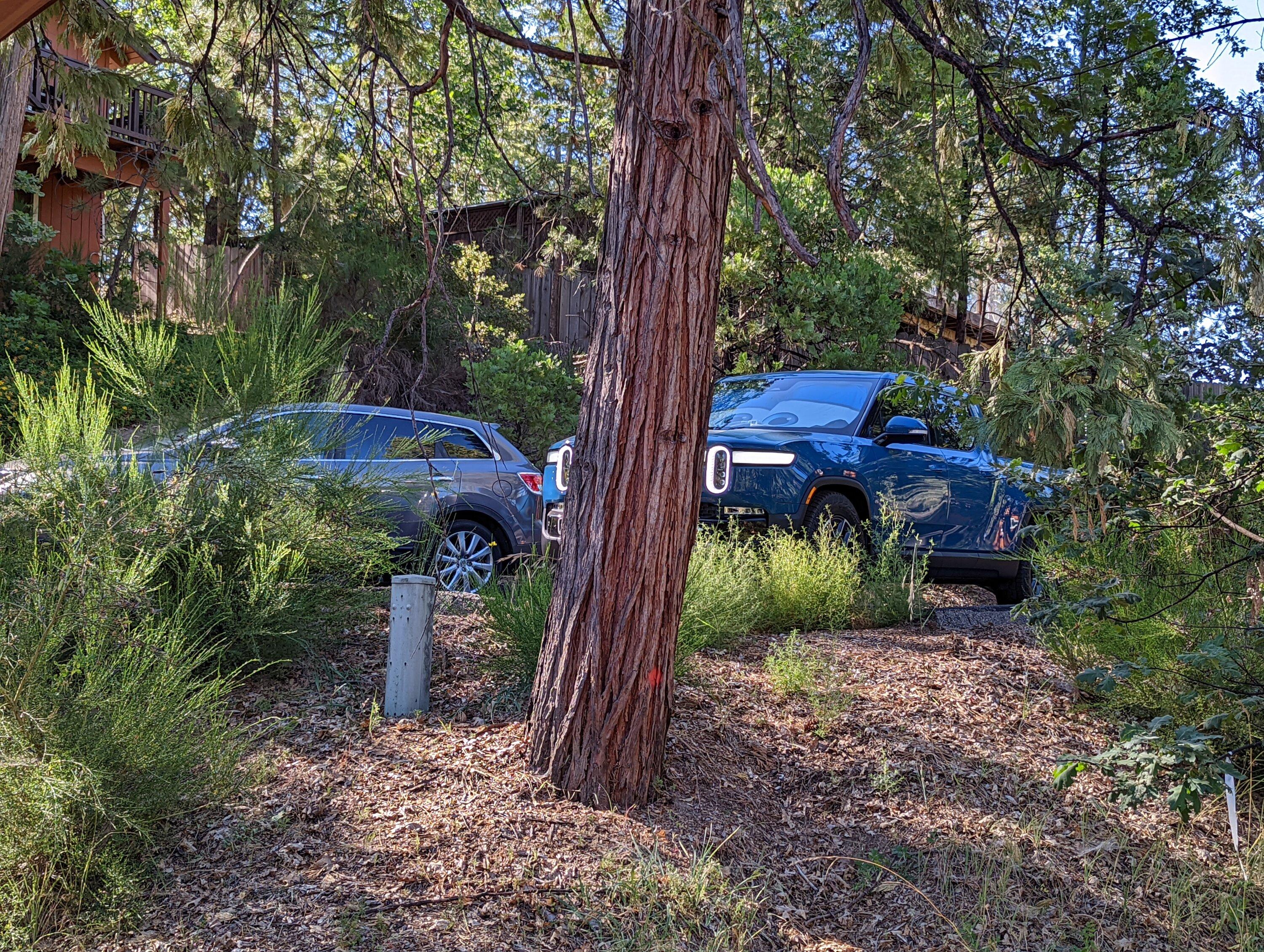 Rivian R1T R1S Got to take it to Yosemite! PXL_20220621_155808274