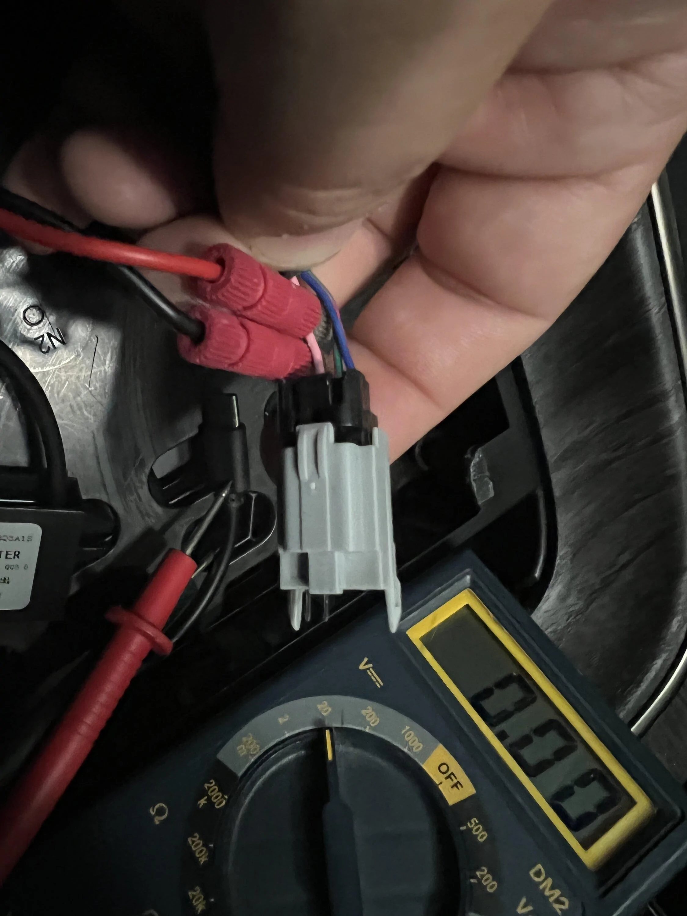 Rivian R1T R1S Working Magsafe / Magnetic Qi Wireless Charging Pad Install! - DIY Writeup IMG_0458