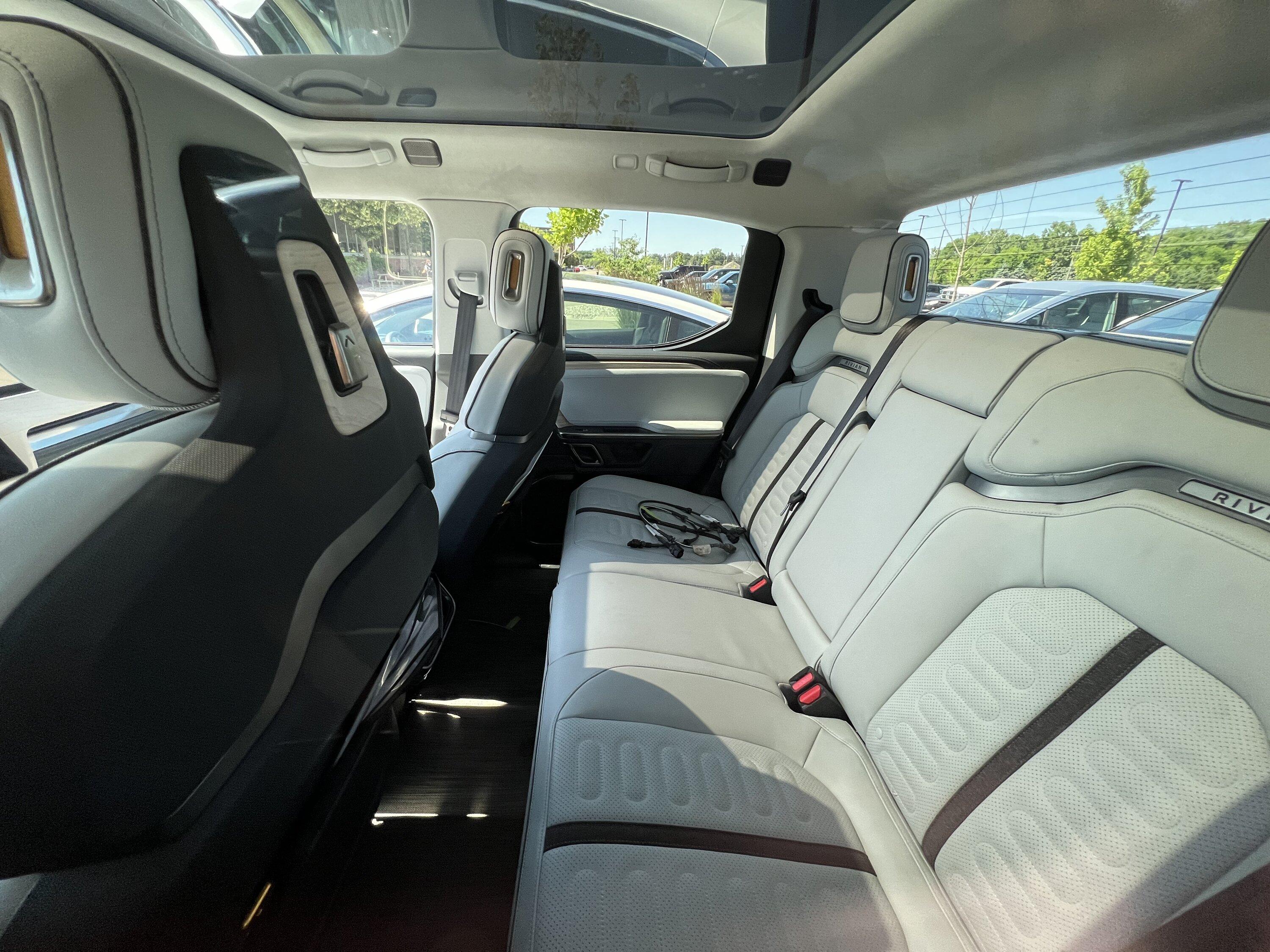Photos: R1T with preproduction Ocean Coast interior | Page 2 | Rivian ...