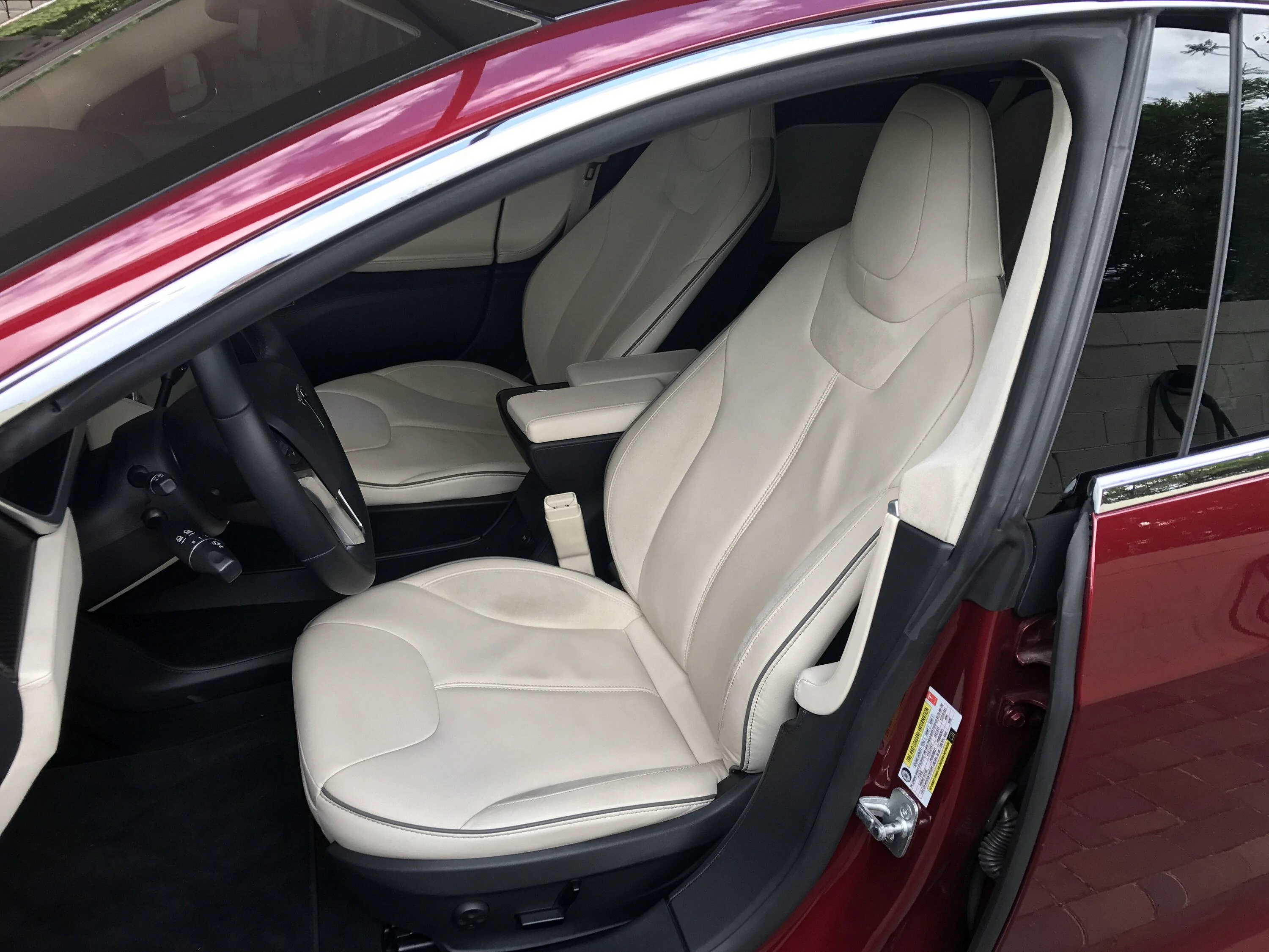Photos: R1T with preproduction Ocean Coast interior | Page 2 | Rivian ...