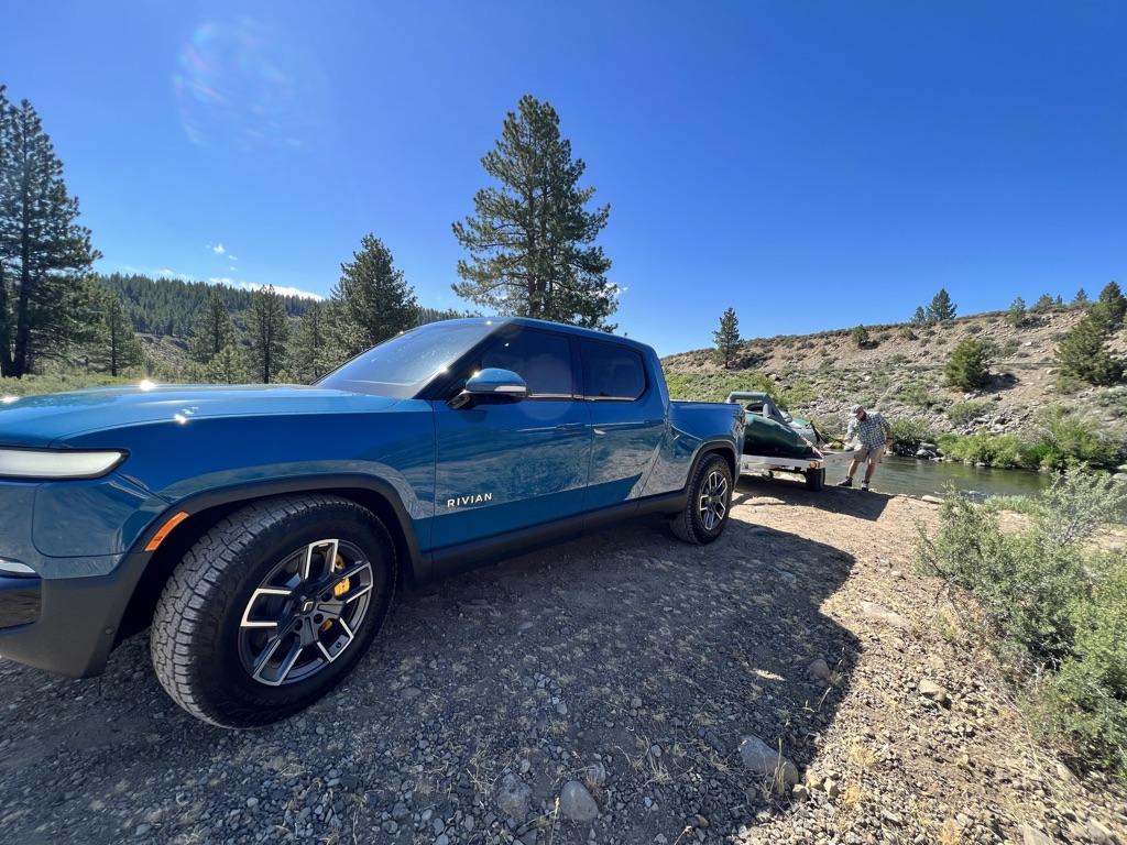 Rivian R1T R1S Boat Show - Show the boats you're towing with your Rivian 5174E14C-2A01-4E52-8FA1-ECD3641D4F61_1_105_c