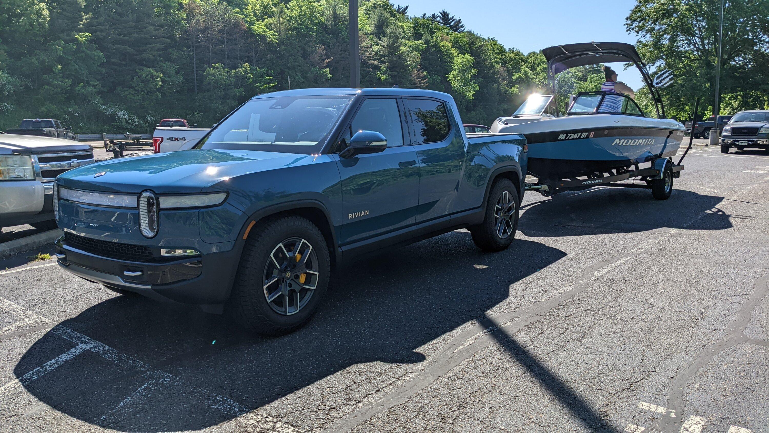 Rivian R1T R1S Boat Show - Show the boats you're towing with your Rivian PXL_20220530_142141390.MP