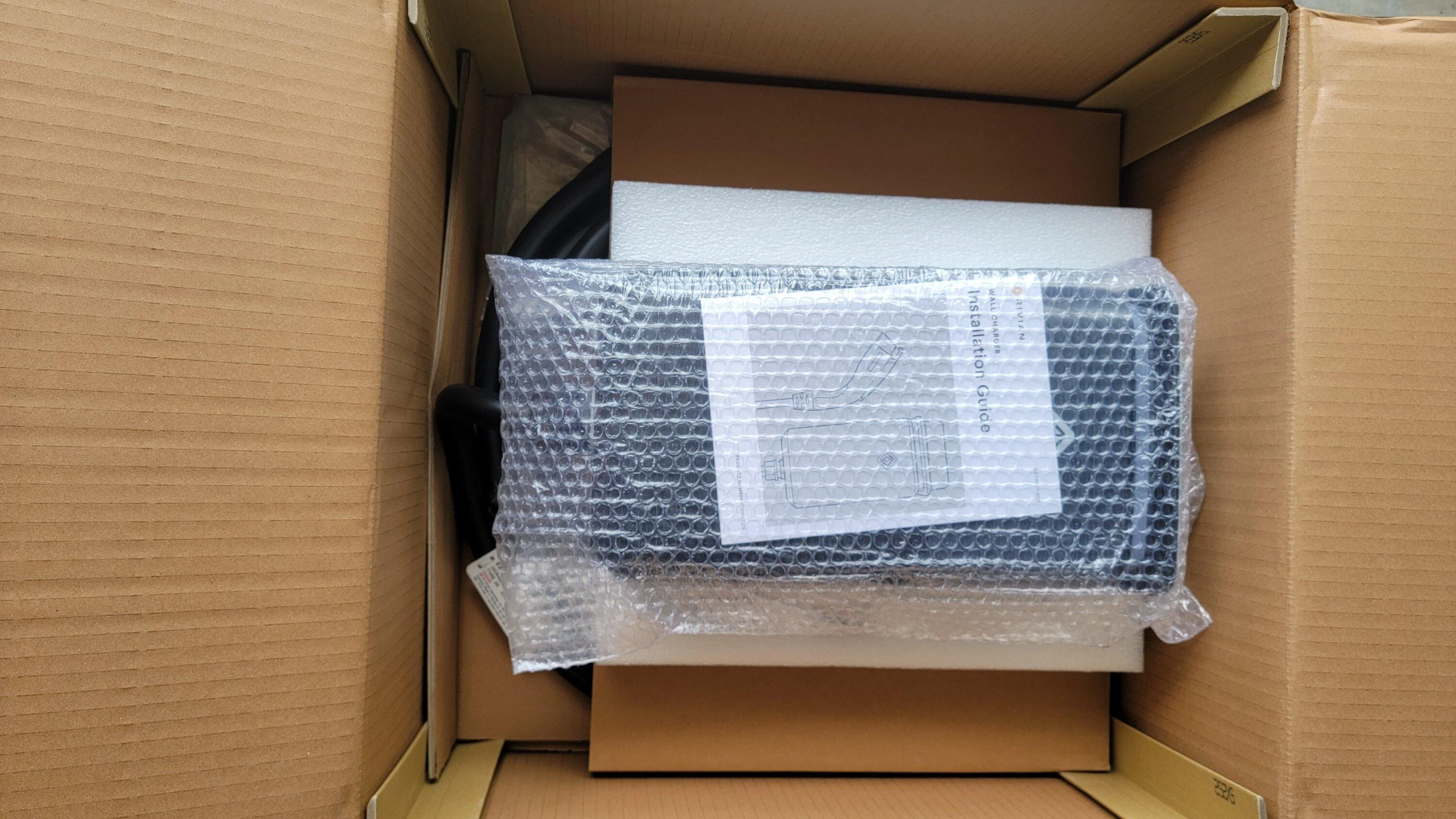 Rivian R1T R1S SOLD - Rivian charger FS 20220703_175310
