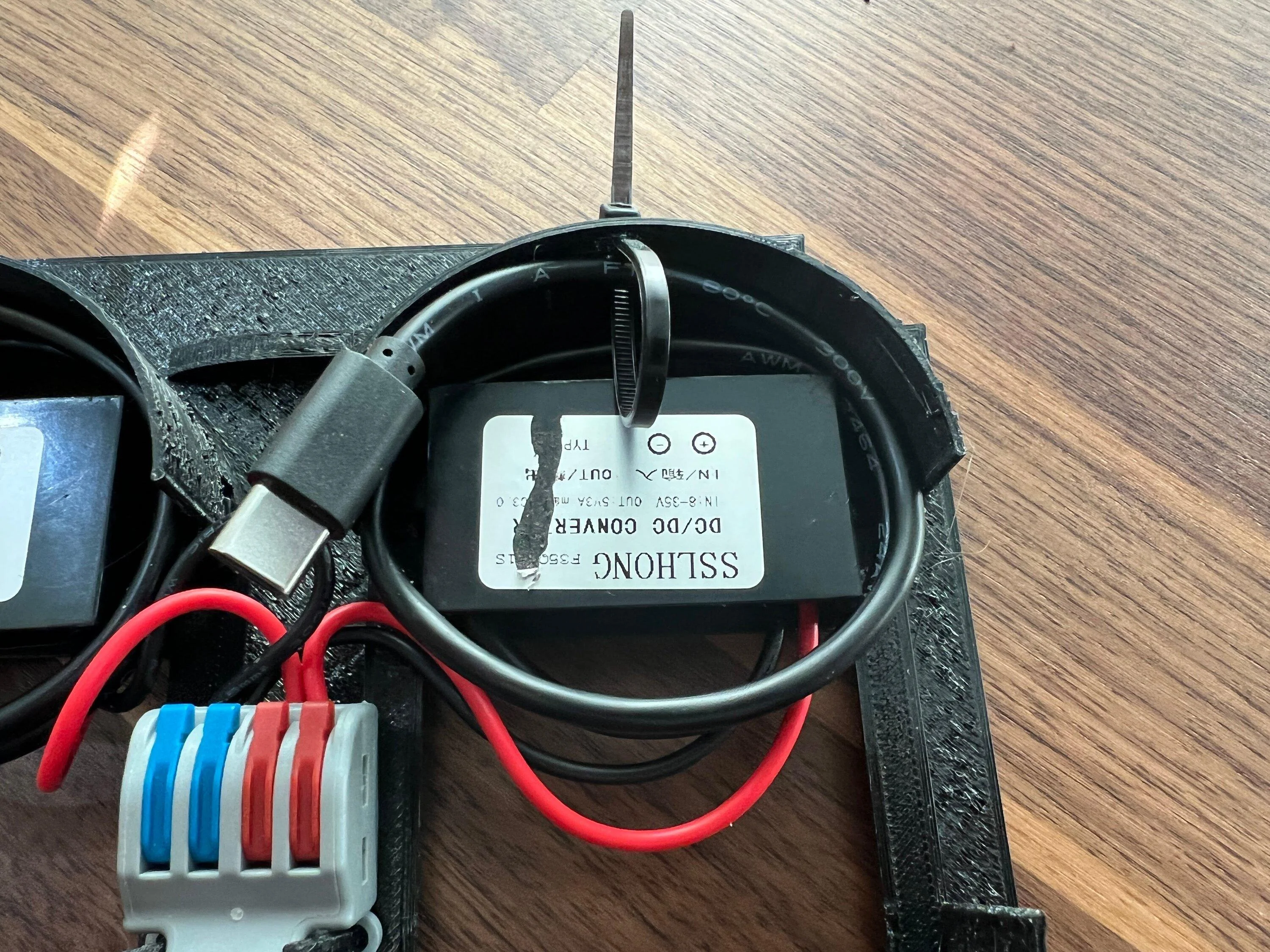 Rivian R1T R1S Working Magsafe / Magnetic Qi Wireless Charging Pad Install! - DIY Writeup IMG_0486