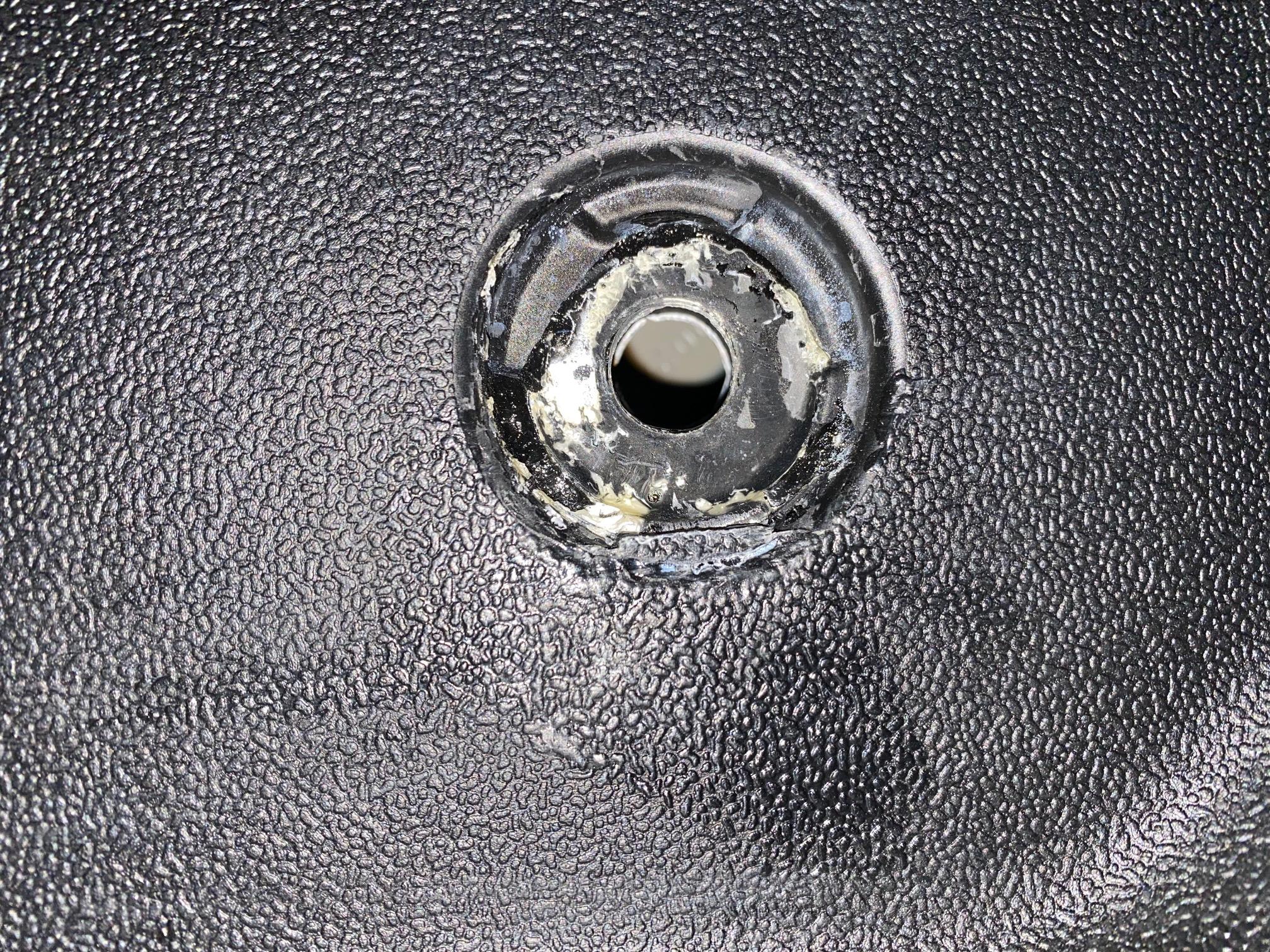 Rivian R1T R1S Issues list from 3 weeks of owning my R1T updated 8/4/22 broken