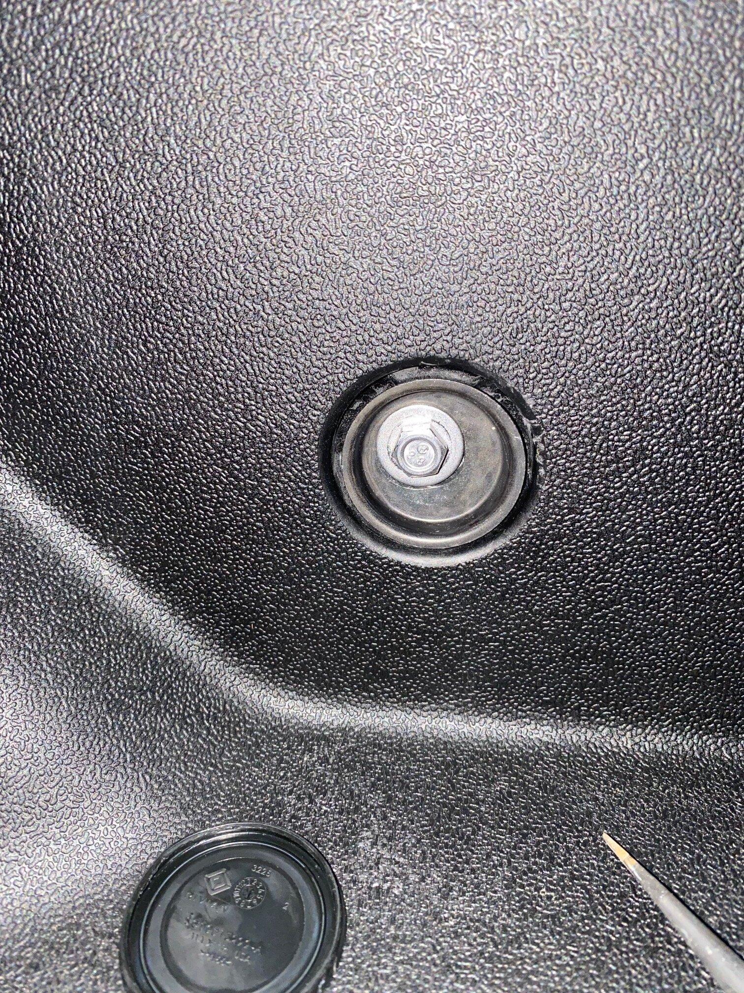 Rivian R1T R1S Issues list from 3 weeks of owning my R1T updated 8/4/22 unbroken