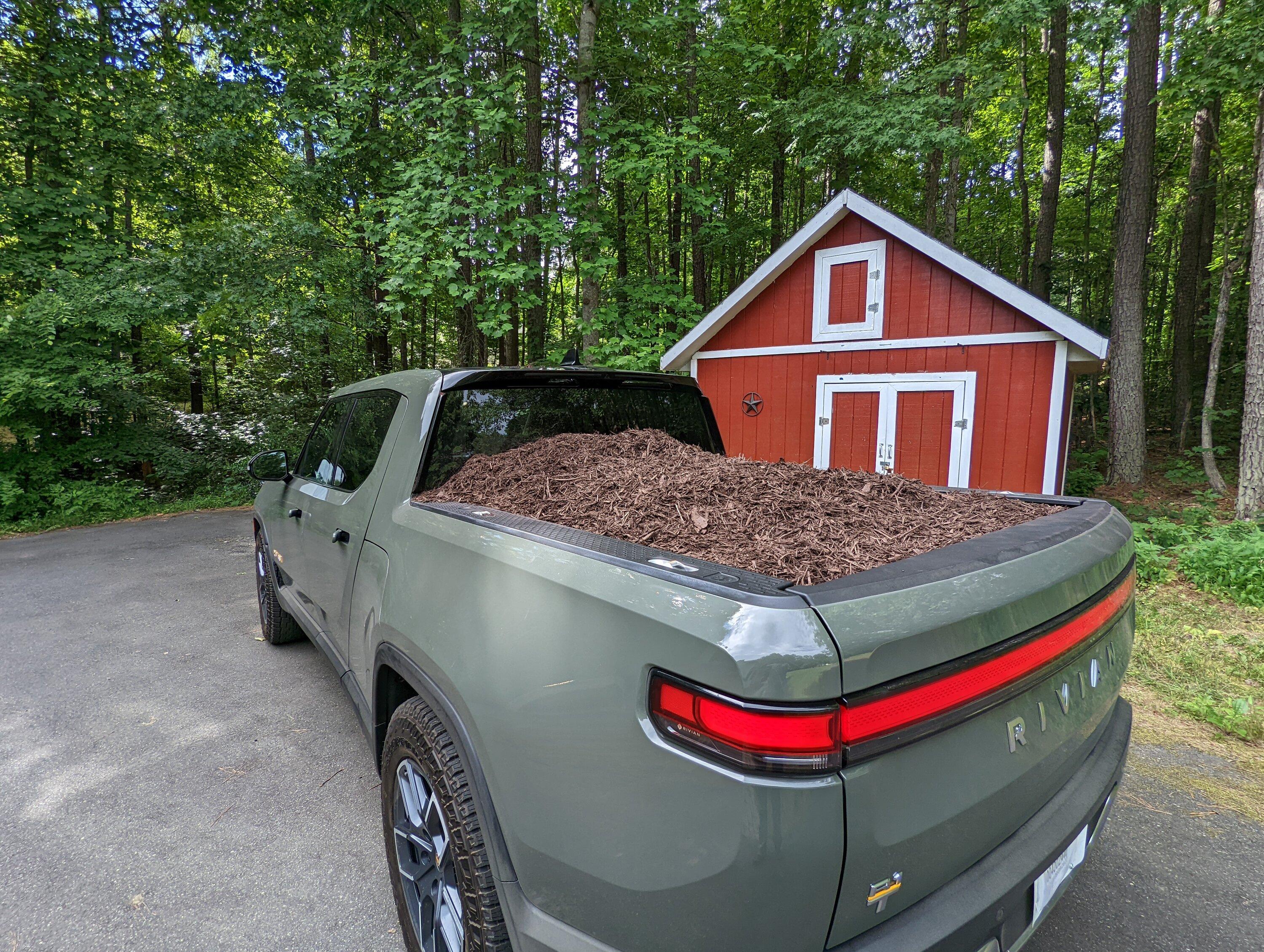 Rivian R1T R1S Using my R1T, an Adventure in trying it out as a Work Truck. (my initial review w/ pics) PXL_20220620_133743894