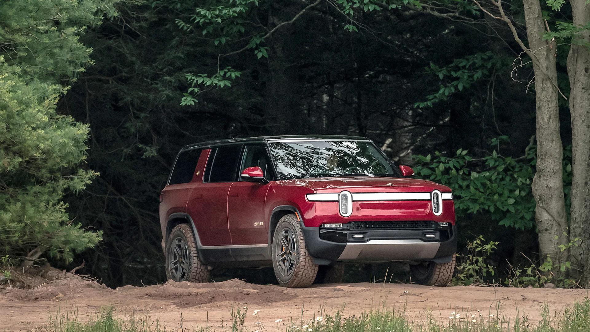 Rivian R1T R1S R1S Media Pics (Motor Trend) mt1 (9)