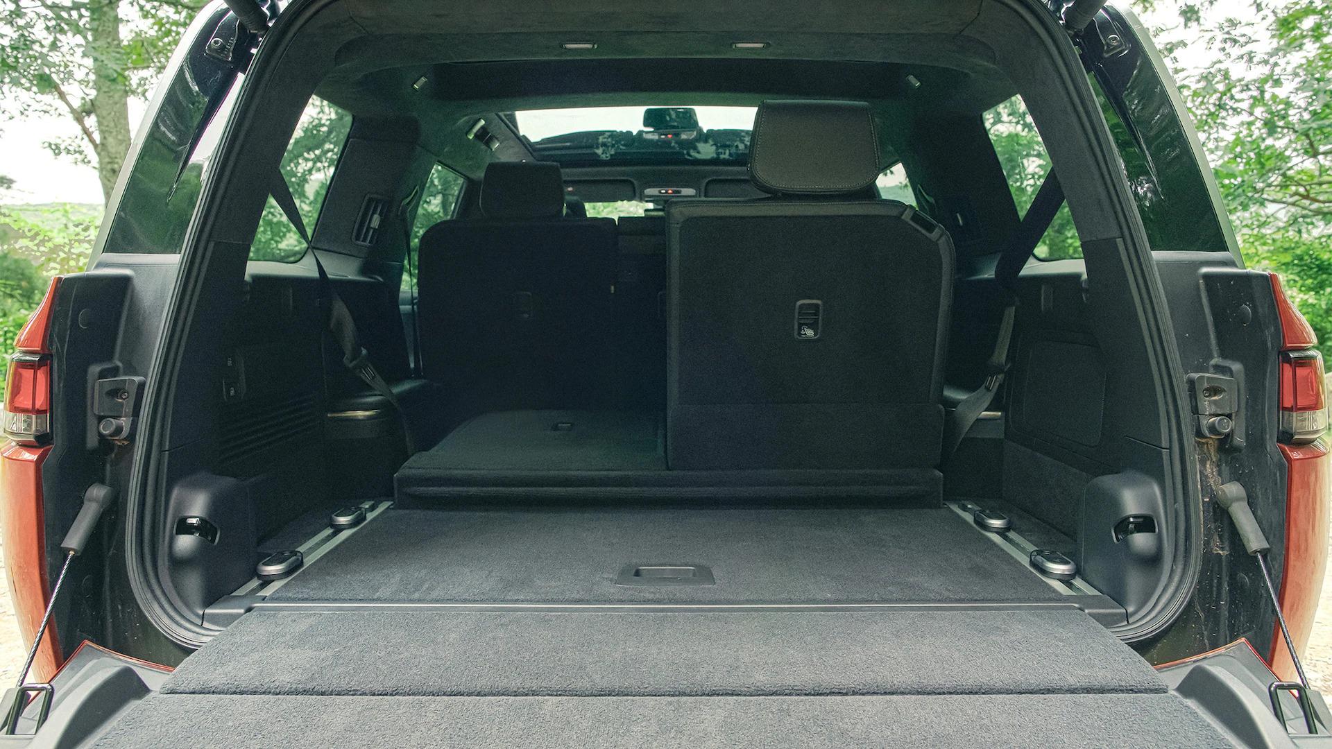 Rivian R1T R1S R1S Media Pics (Motor Trend) mt1 (53)
