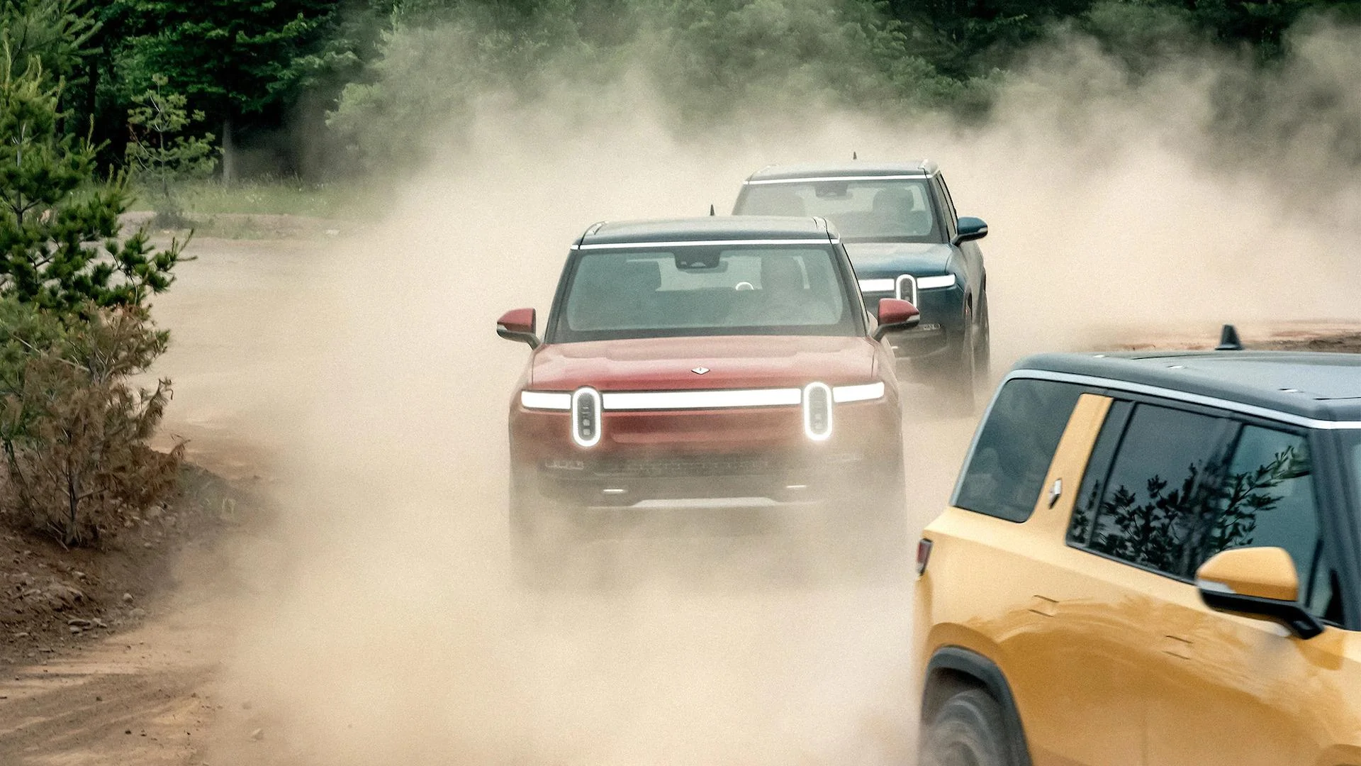 Rivian R1T R1S R1S Media Pics (Motor Trend) mt1 (59)