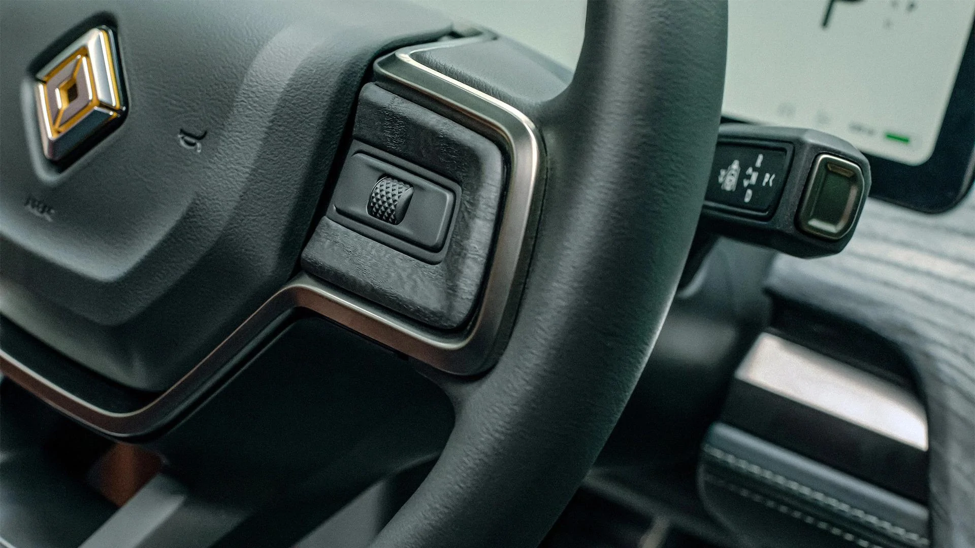 Rivian R1T R1S R1S Media Pics (Motor Trend) mt1 (64)