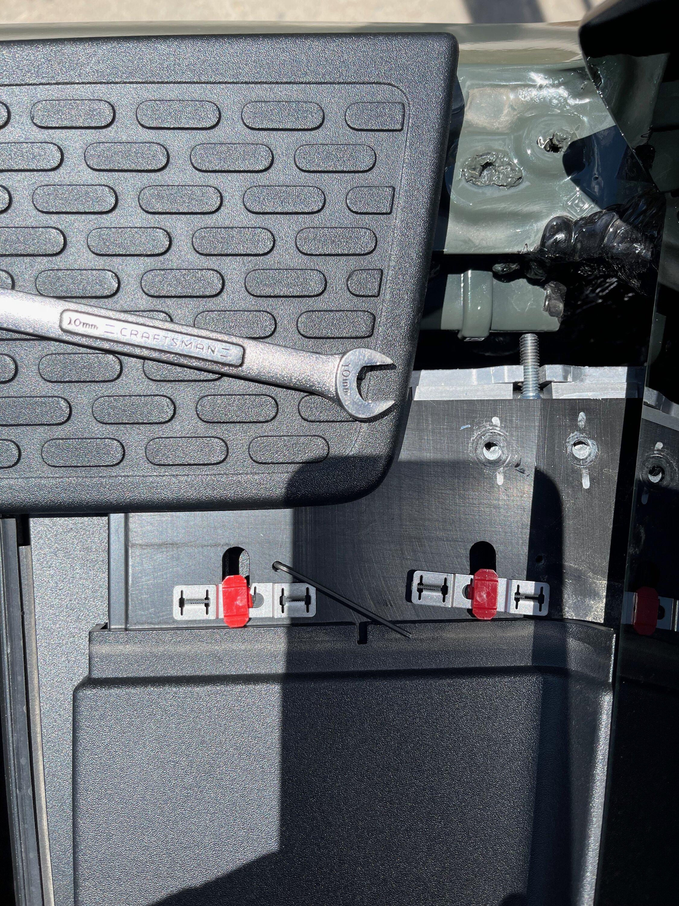 Rivian R1T R1S DIY Tonneau Repairs? Anyone try to do this yet? IMG_2650