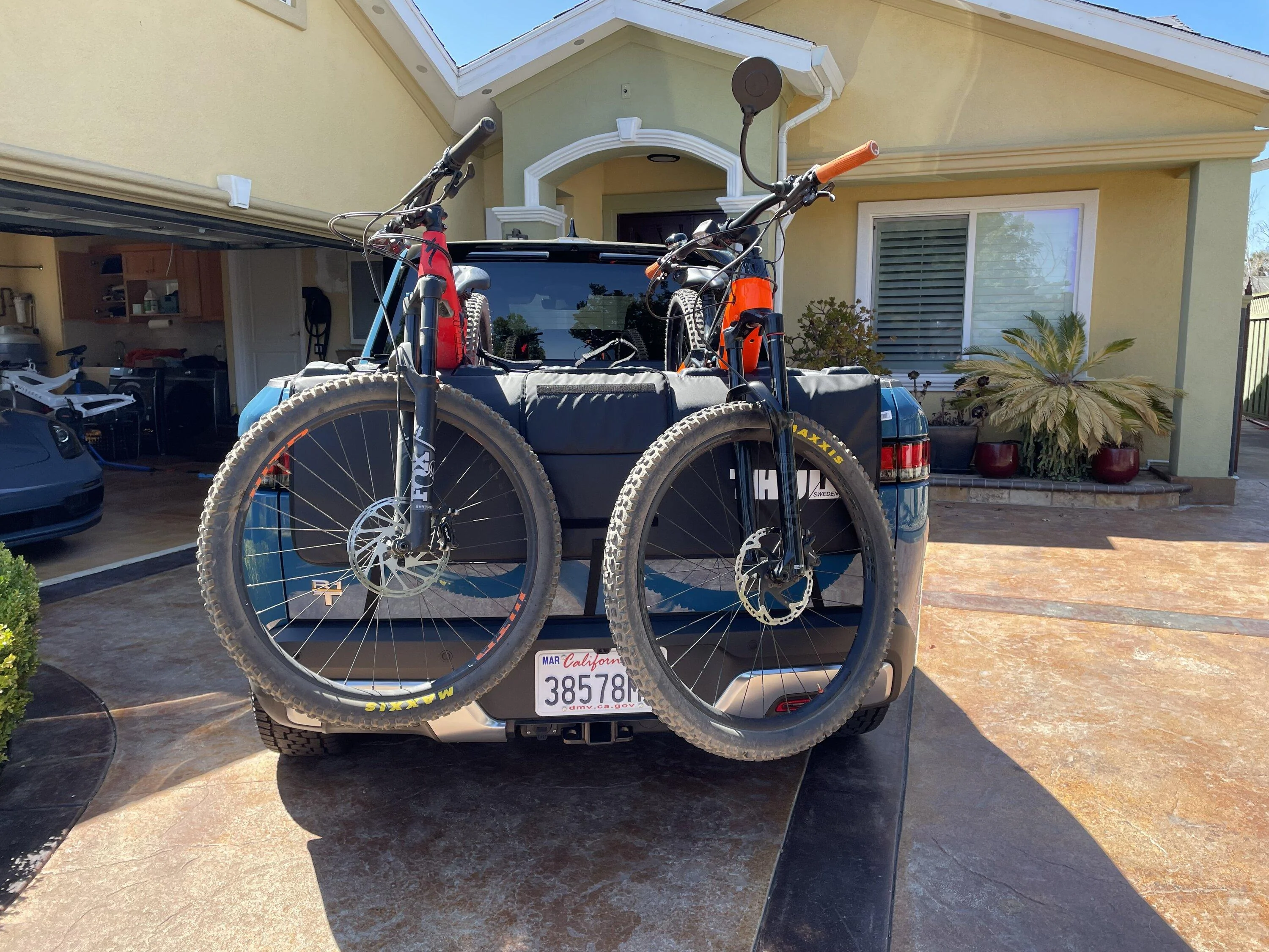 Rivian R1T R1S MTB Tailgate Pad IMG-1887