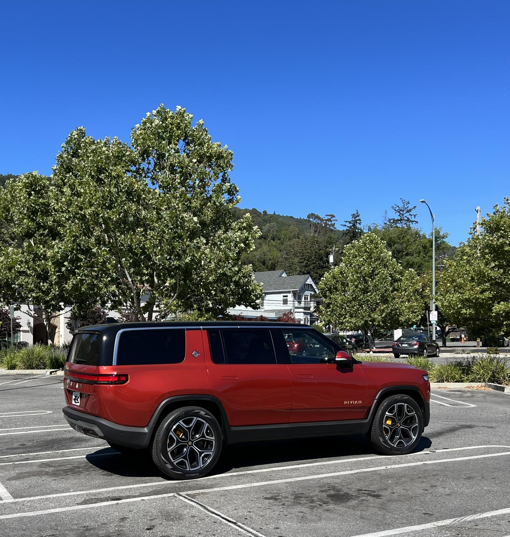 Rivian R1T R1S What’s up with the R1S videos so far? 053DA96B-D9CA-46BB-B1E7-057300B7AEC5