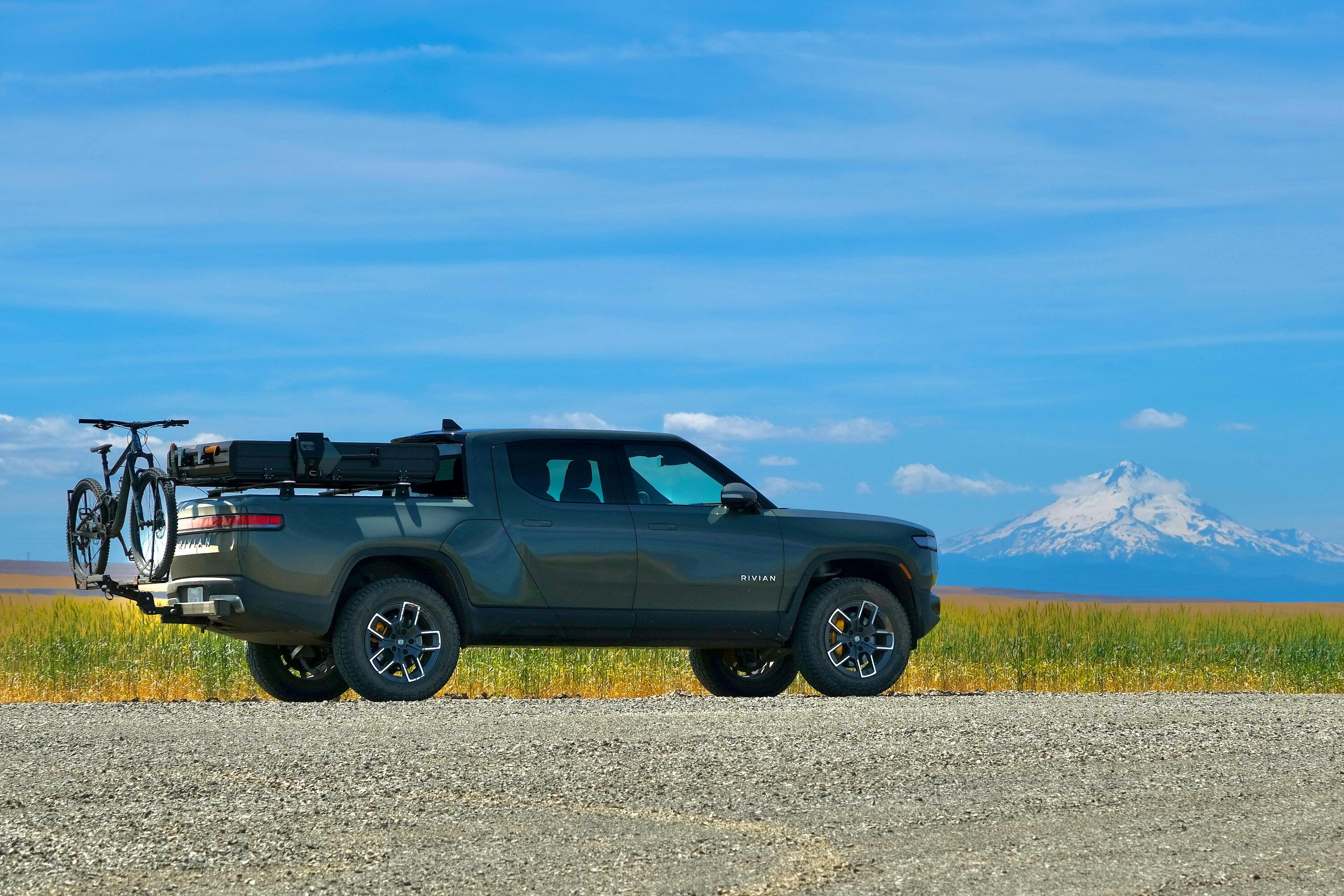Rivian R1T R1S Real Rivian Photos & Videos 20220711_053925227_iOS