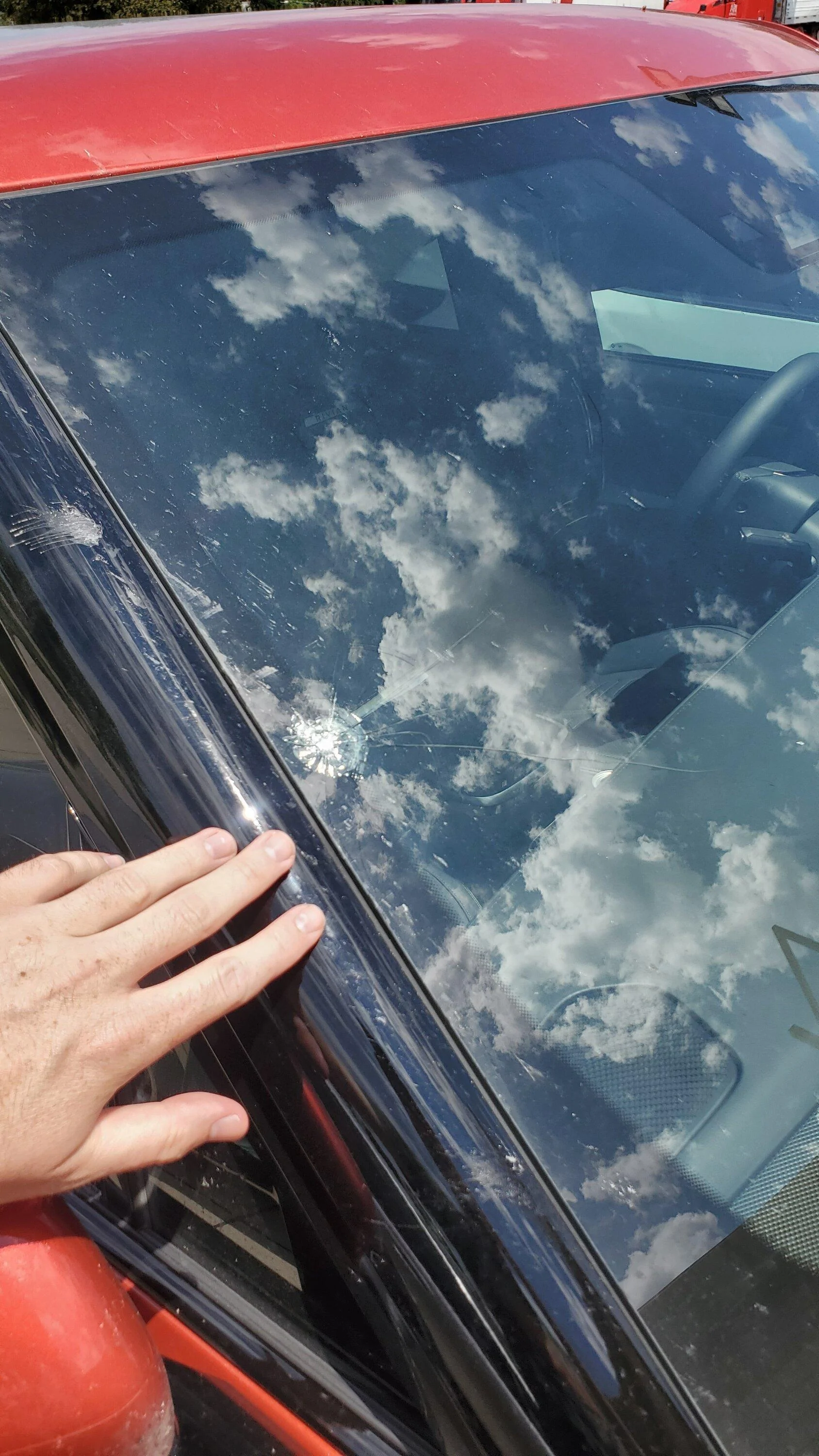 Rivian R1T R1S Cracked Windshield 20220713_131904