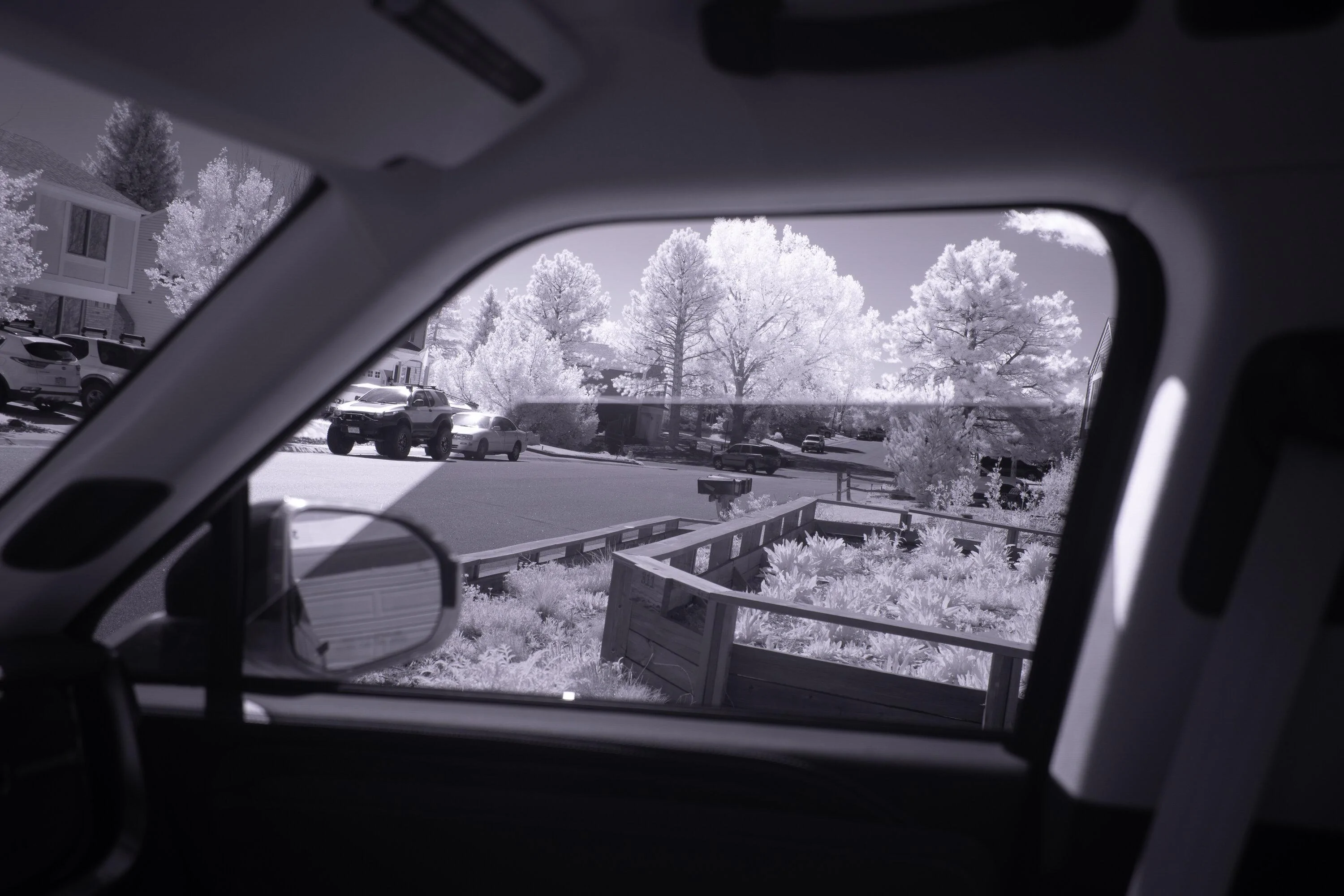 Rivian R1T R1S 20 degrees cooler inside (roof / windshield tint/film) 2022-05-13 Rivian _TAI1368