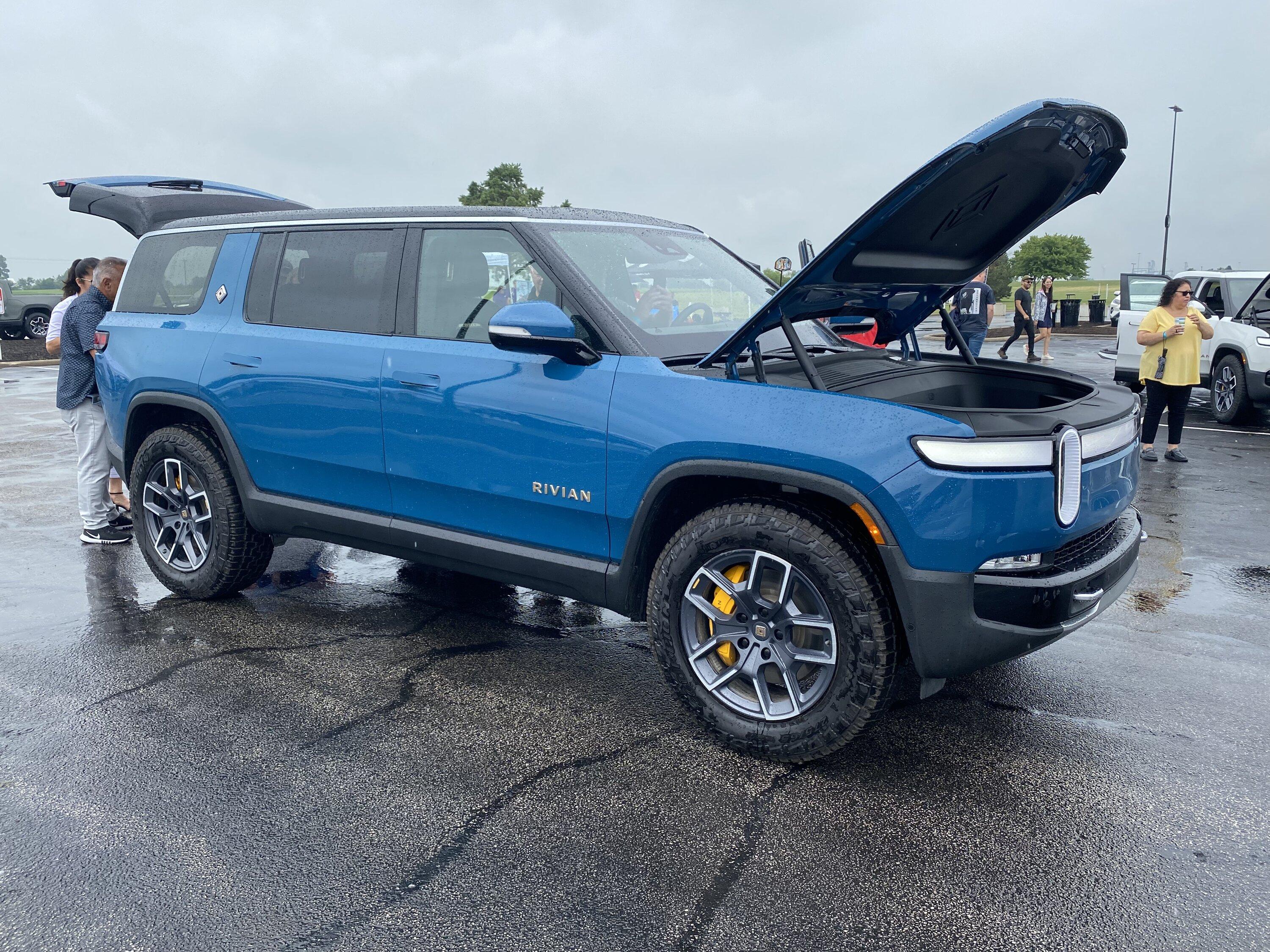 Rivian R1T R1S R1S Photos From Rivian Employee Family Day tempImageDMxedu