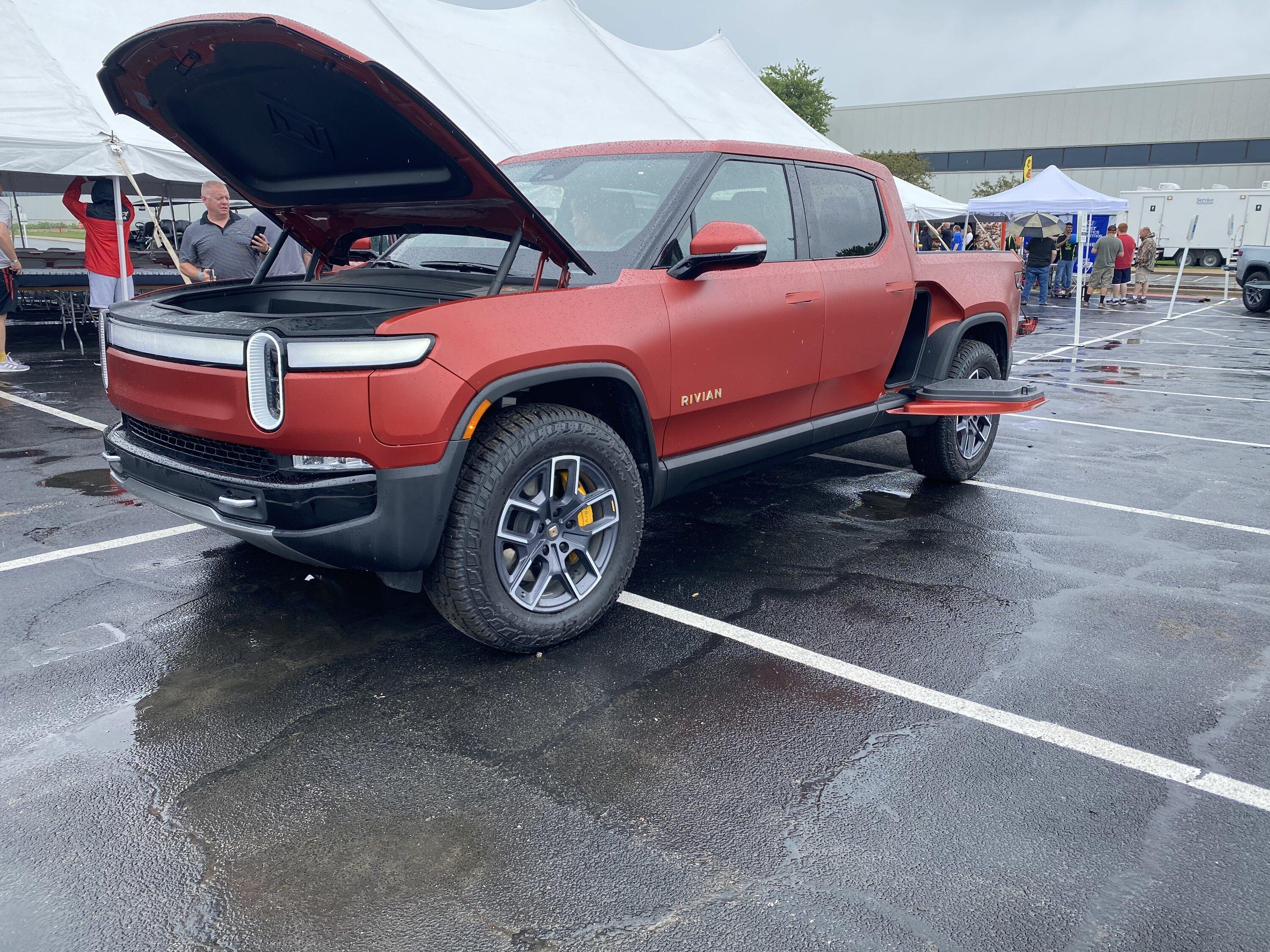 Rivian R1T R1S R1S Photos From Rivian Employee Family Day tempImagejnr0zD