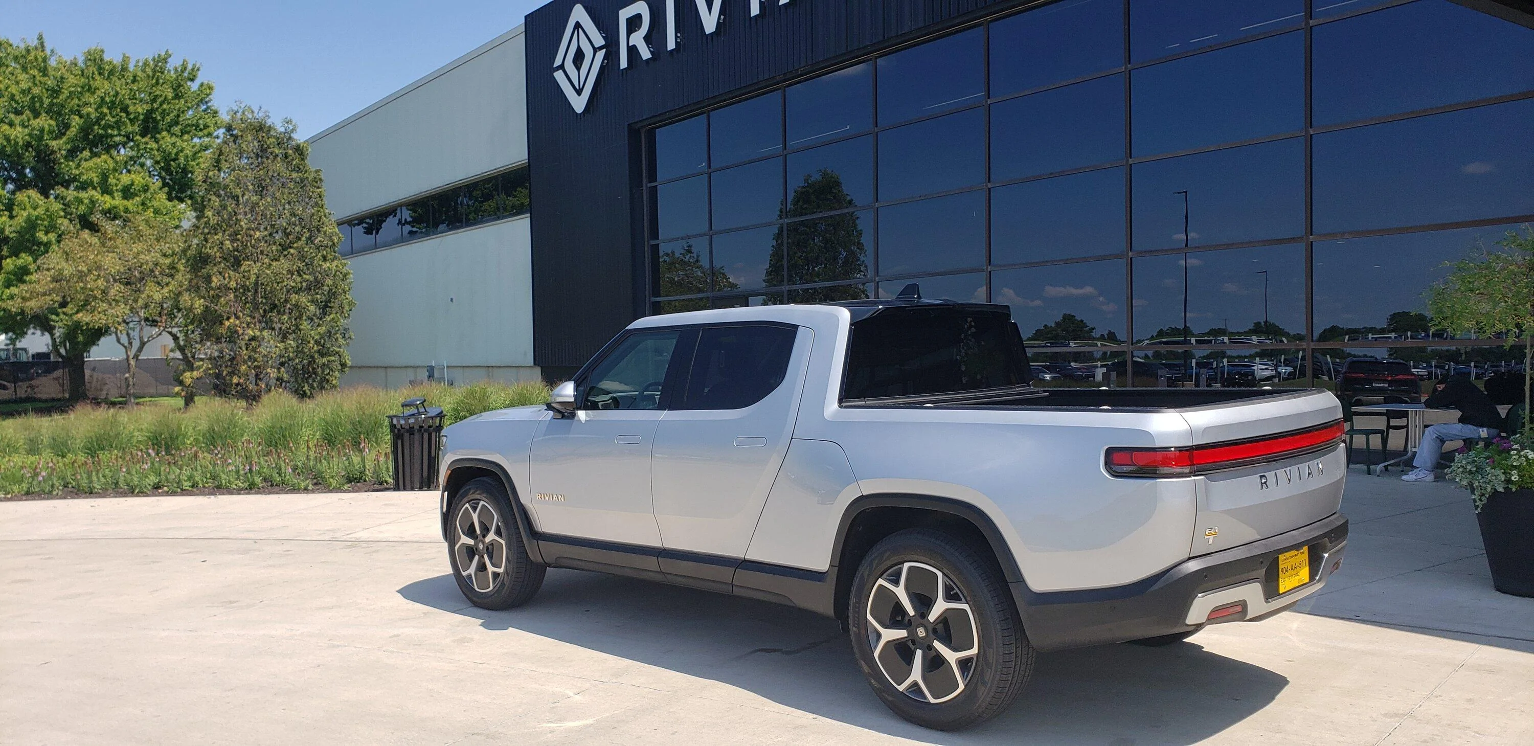 Rivian R1T R1S Rivian Factory Tour and Delivery Experience Rivian Delivery 2