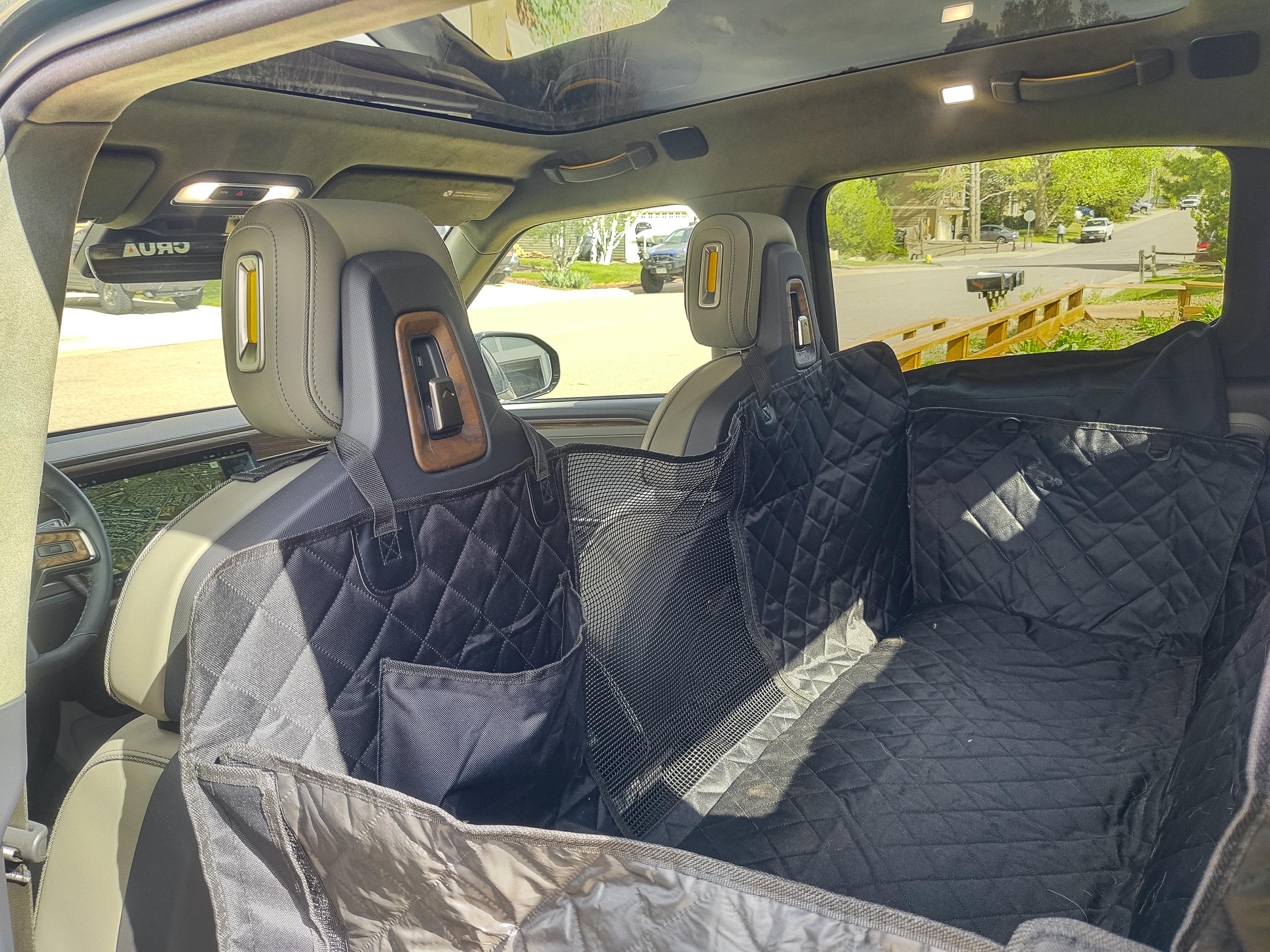 Rivian R1T R1S Rivian compatible dog seat covers? 2022-05-11 Rivian IMG_20220511_160620
