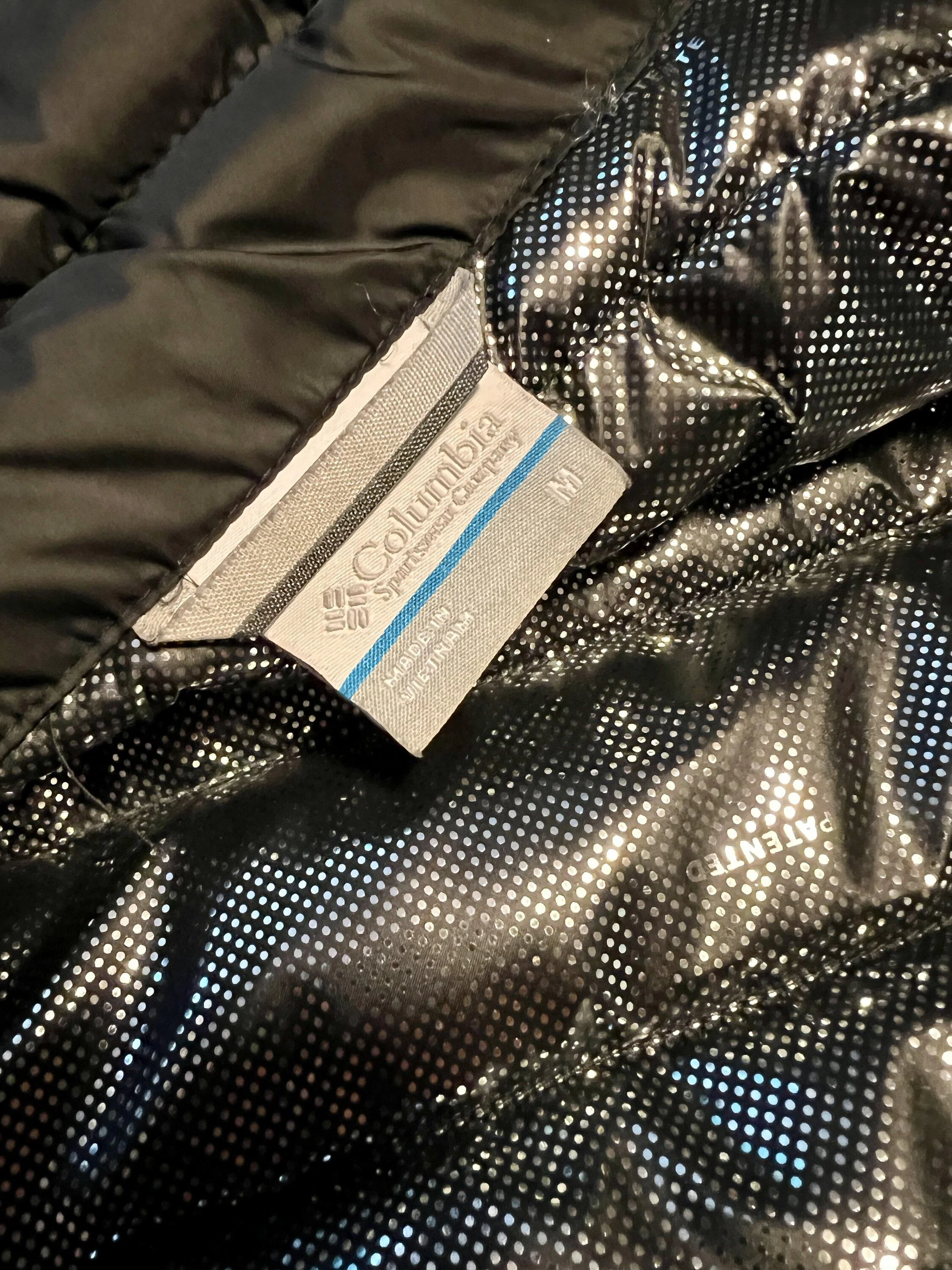 Rivian R1T R1S Rivian Columbia Vest 6992F816-EDE7-4B8F-80B8-6DCFBFBD84DF