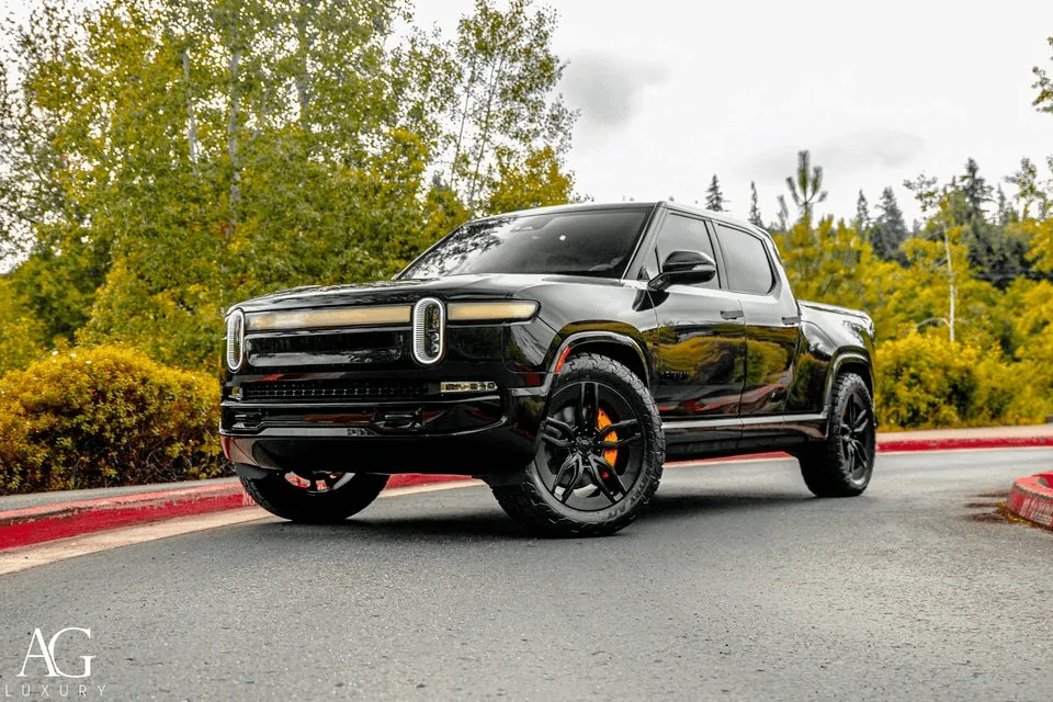 Rivian R1T R1S R1T 20" AT Wheel Weight, Specs, Offset, Bolt Pattern, Construction 1658510528663