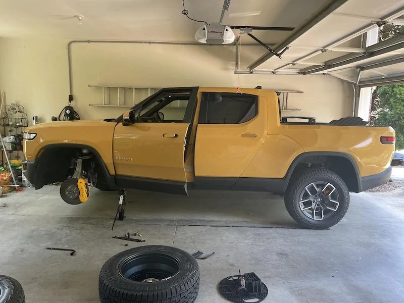 Rivian R1T R1S Installing my Rivian spare tire (and kit) - experience writeup IMG_0954