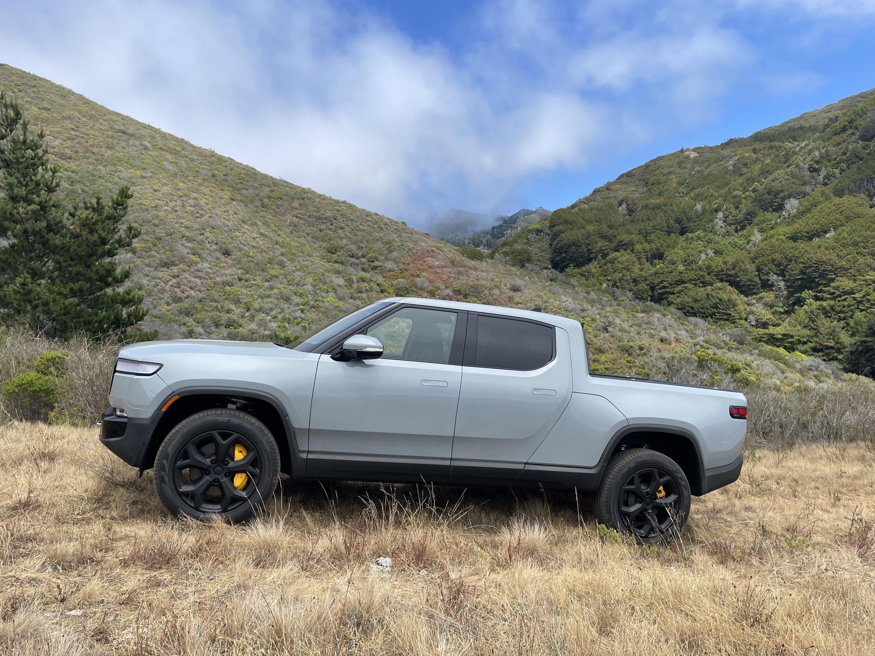 Rivian R1T R1S Pics without aero covers? IMG_8902